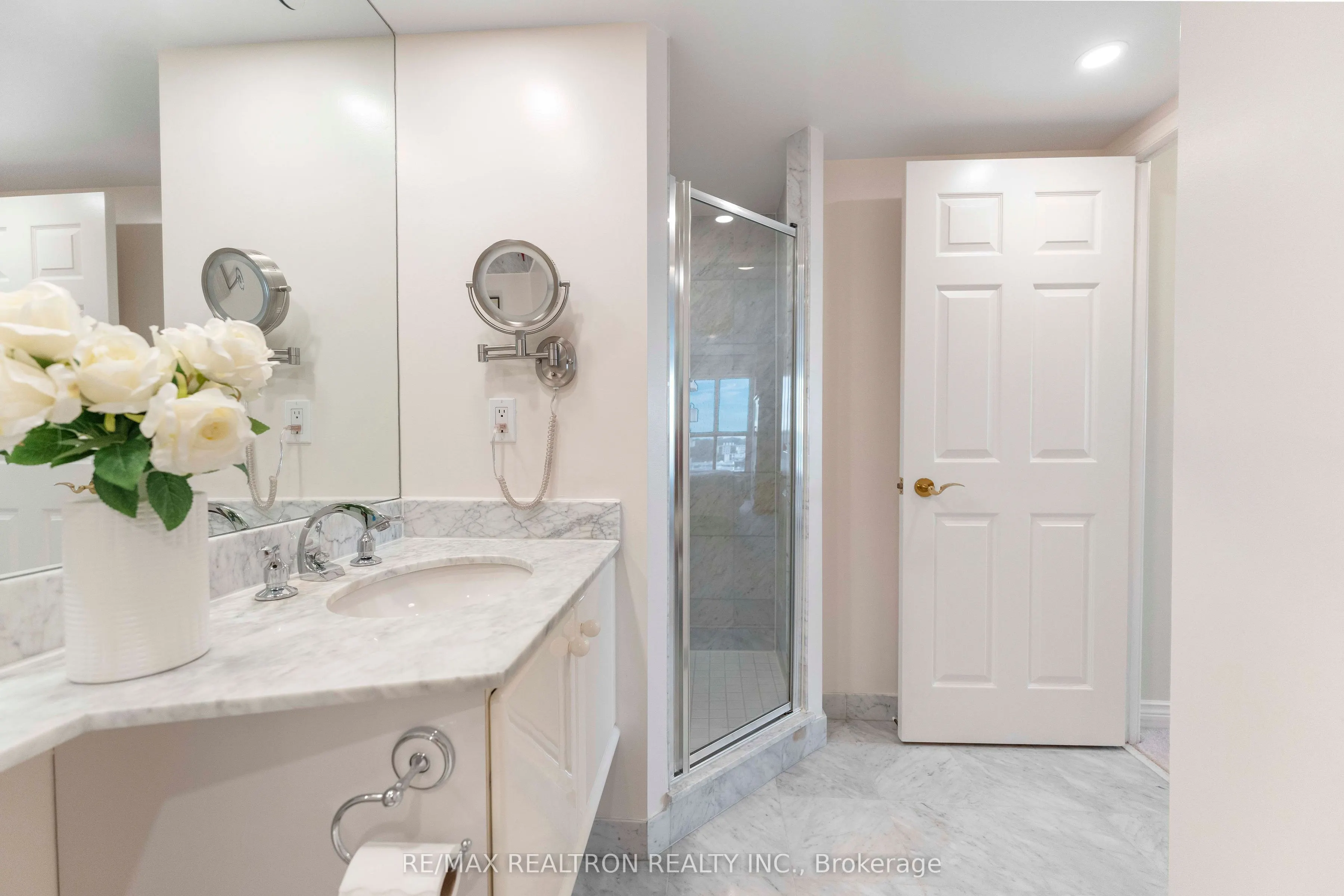 2287 Lake Shore Boulevard W #1402