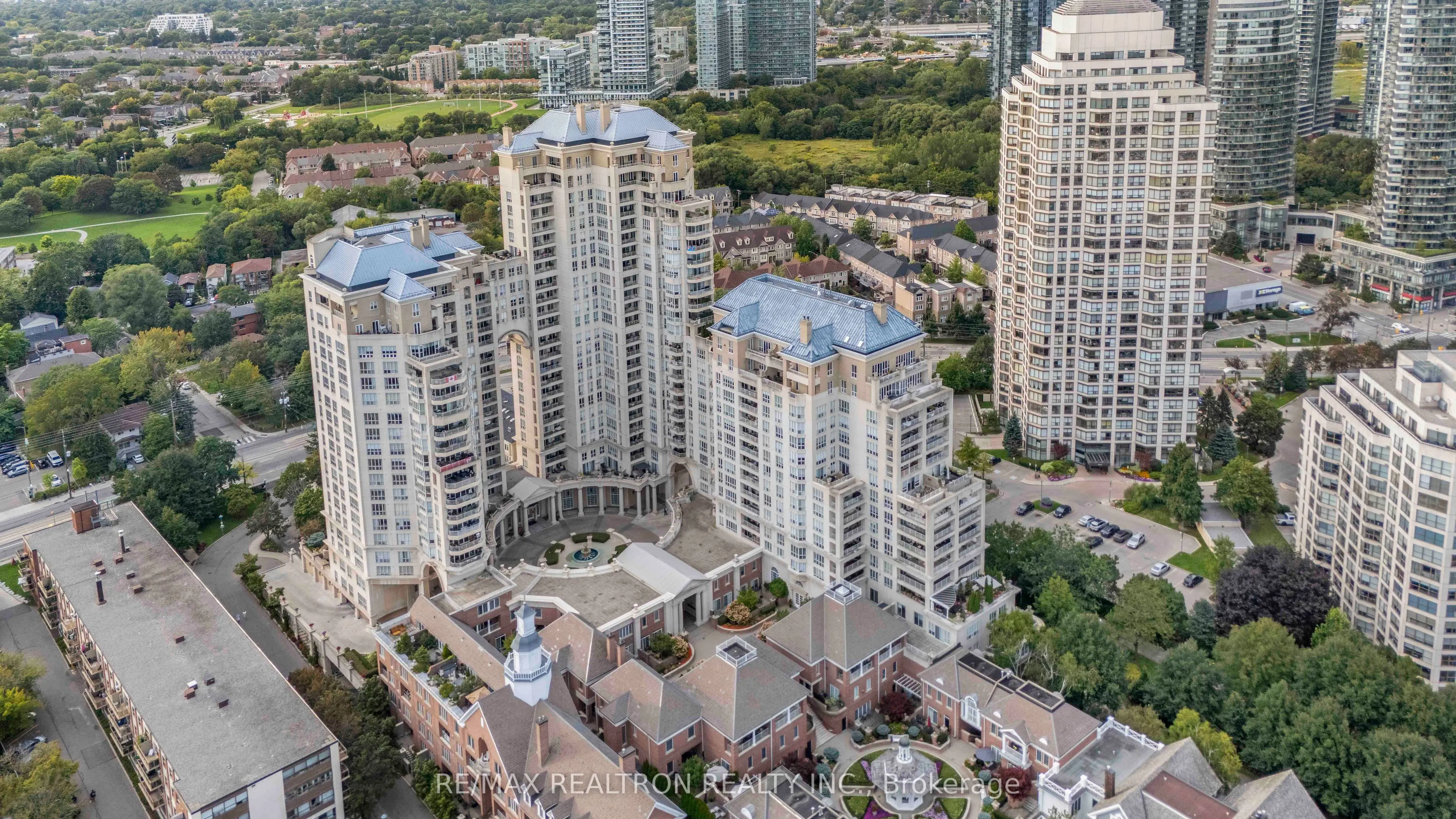 2287 Lake Shore Boulevard W #1402