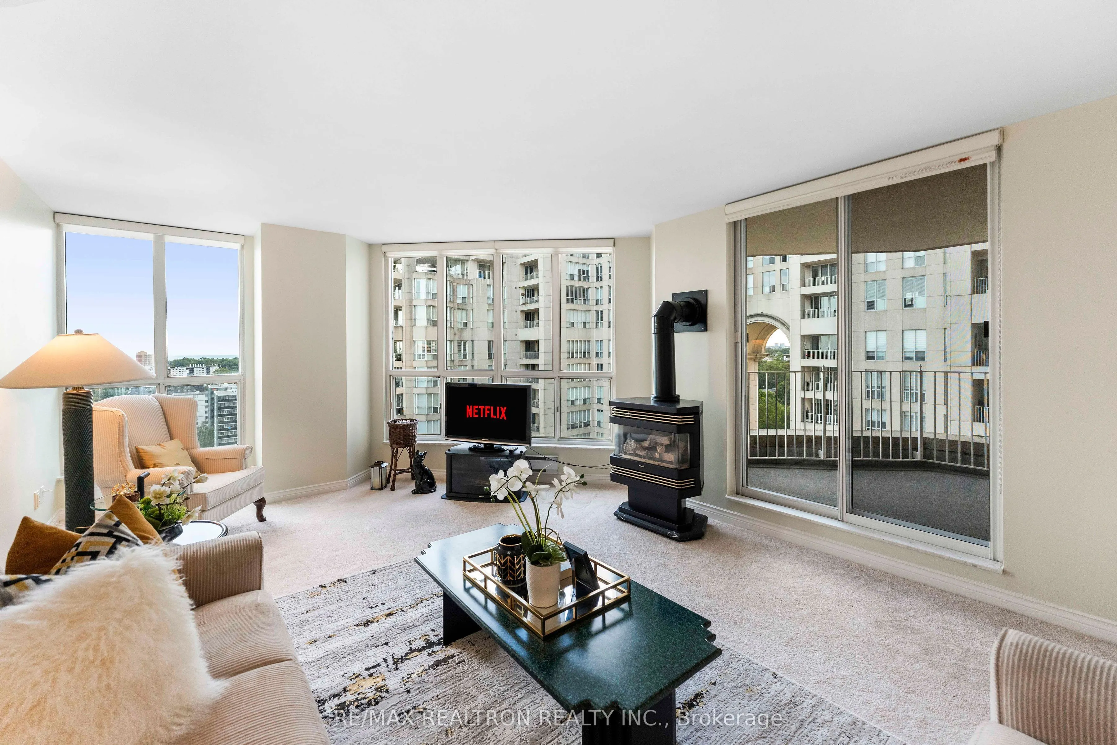 2287 Lake Shore Boulevard W #1402