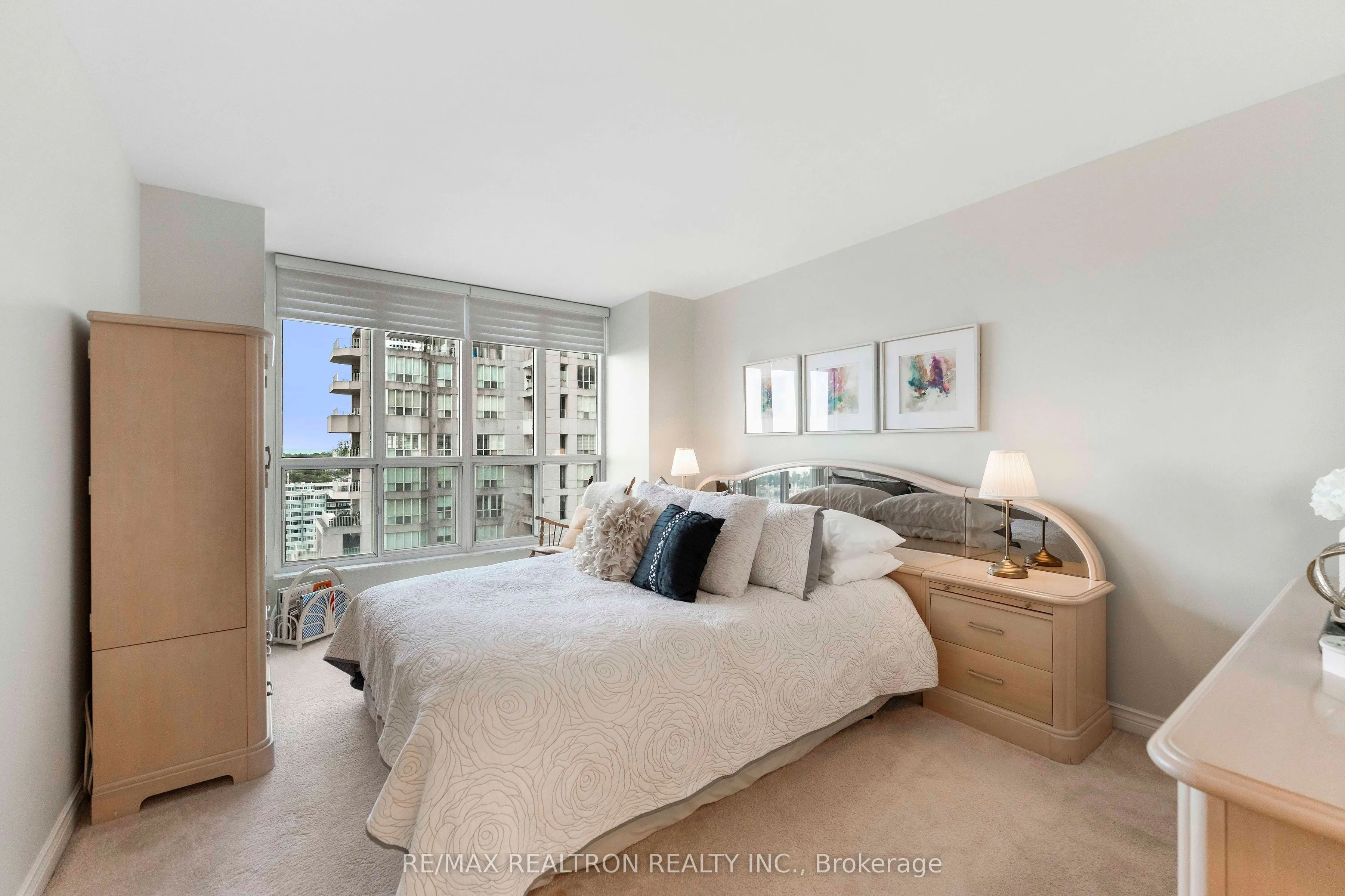 2287 Lake Shore Boulevard W #1402