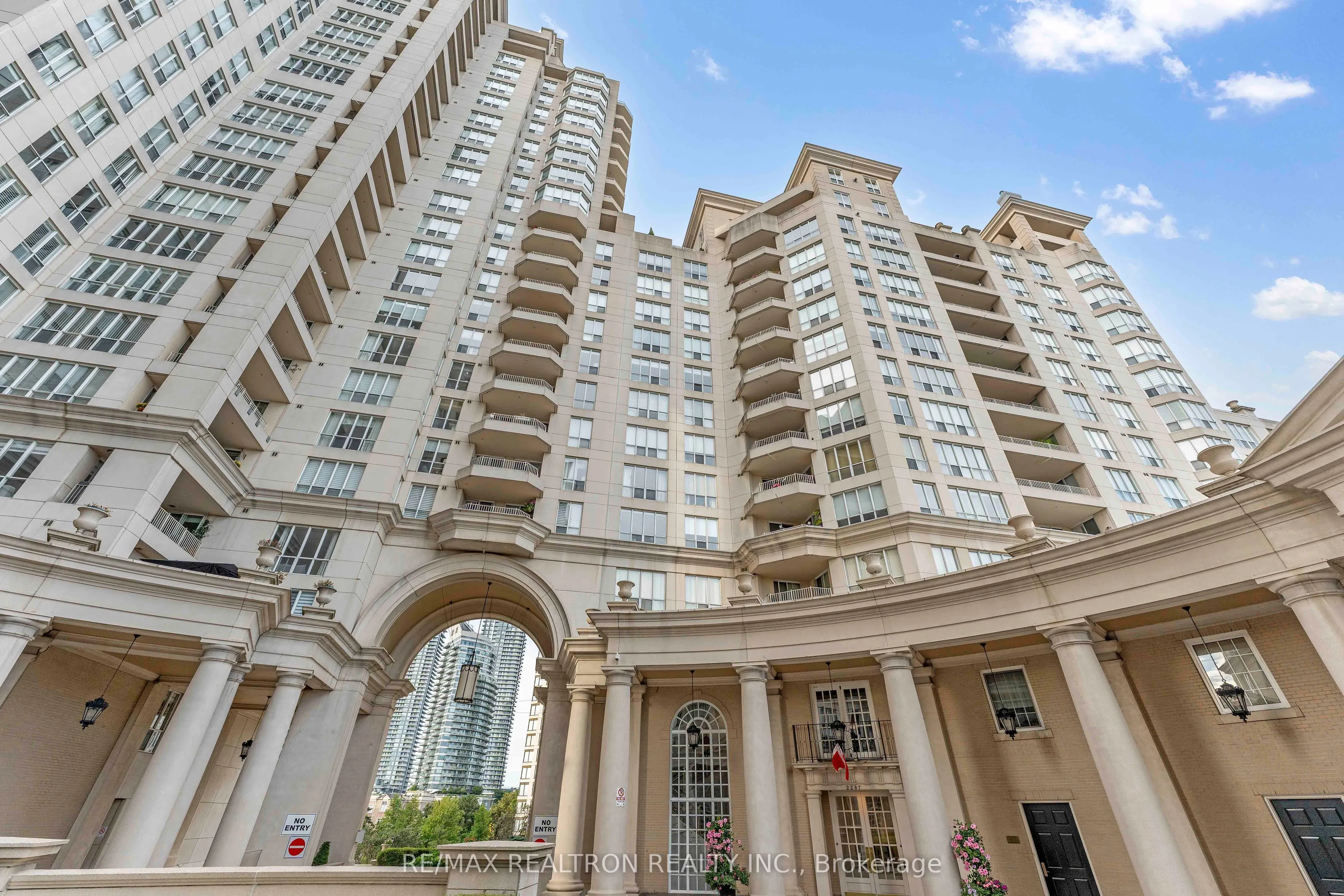 2287 Lake Shore Boulevard W #1402