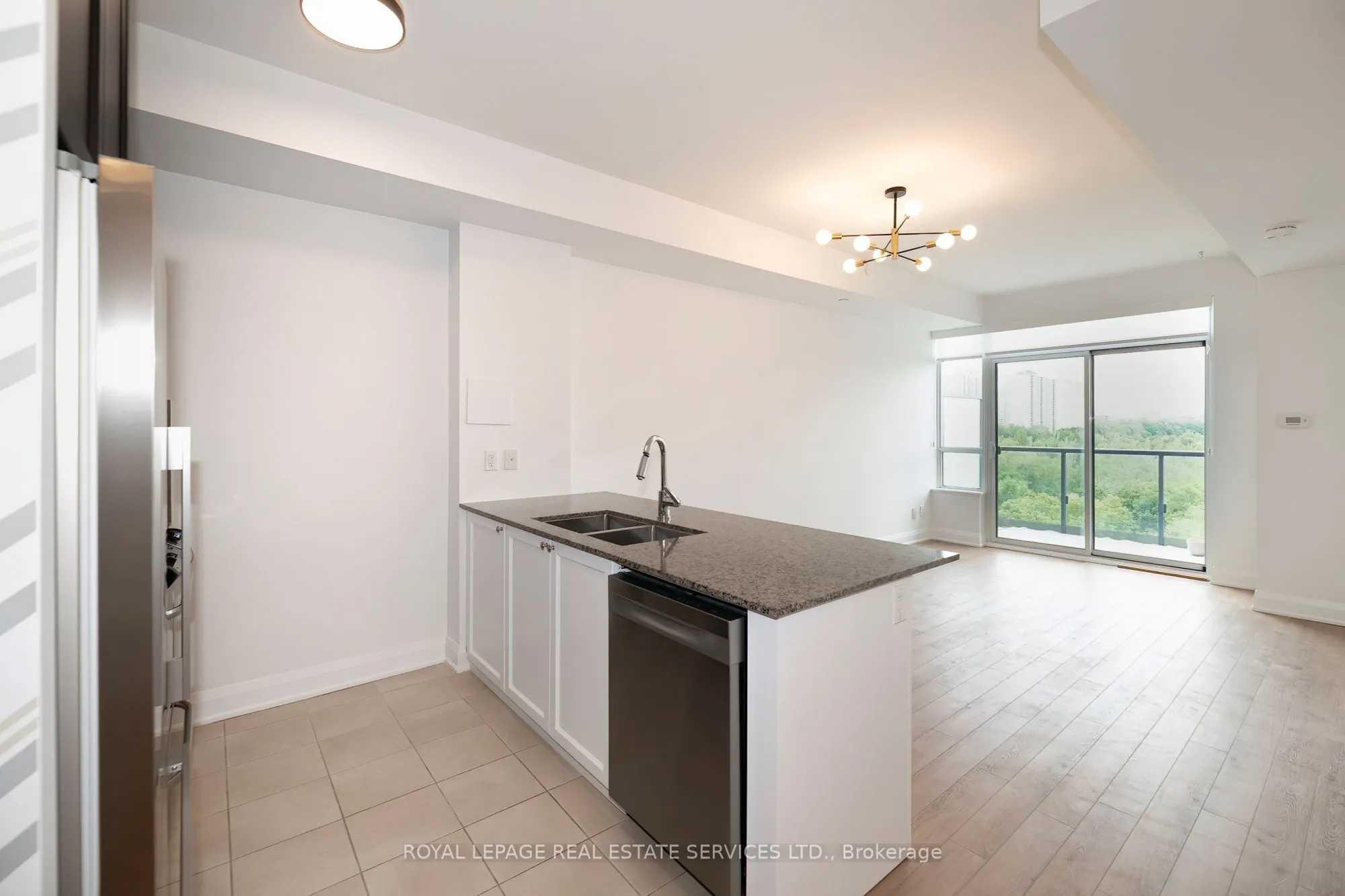 35 Fontenay Court #505