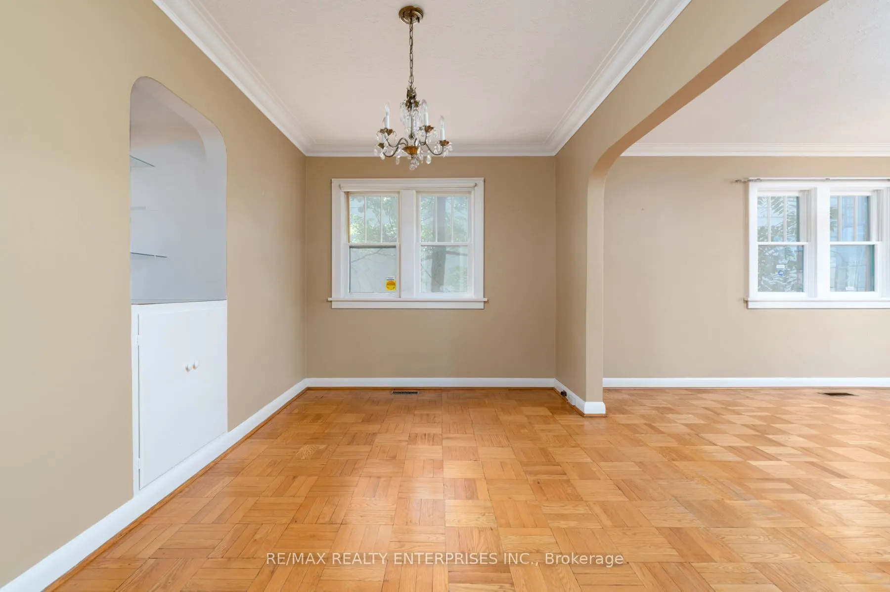 52 Briarwood Avenue