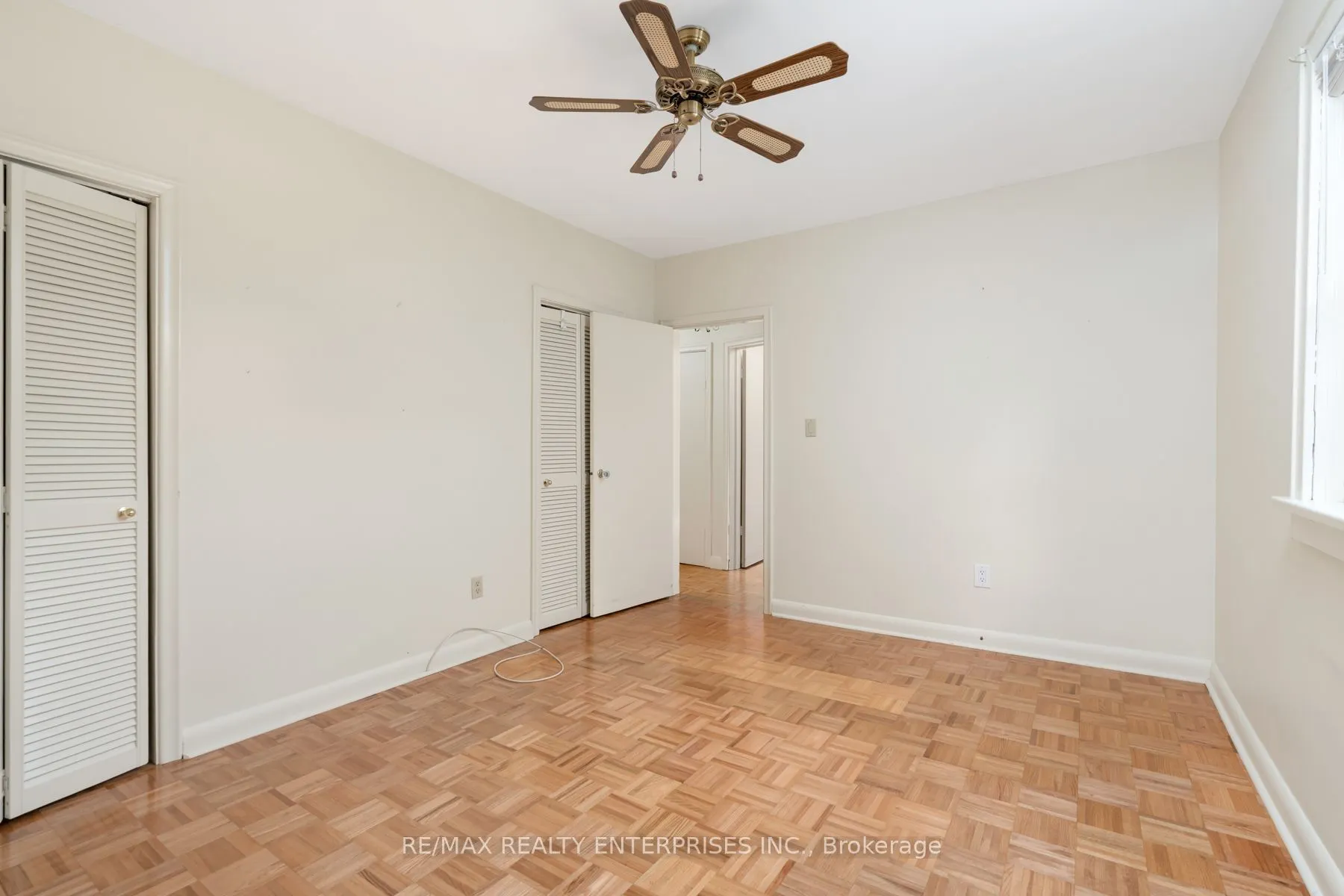 52 Briarwood Avenue