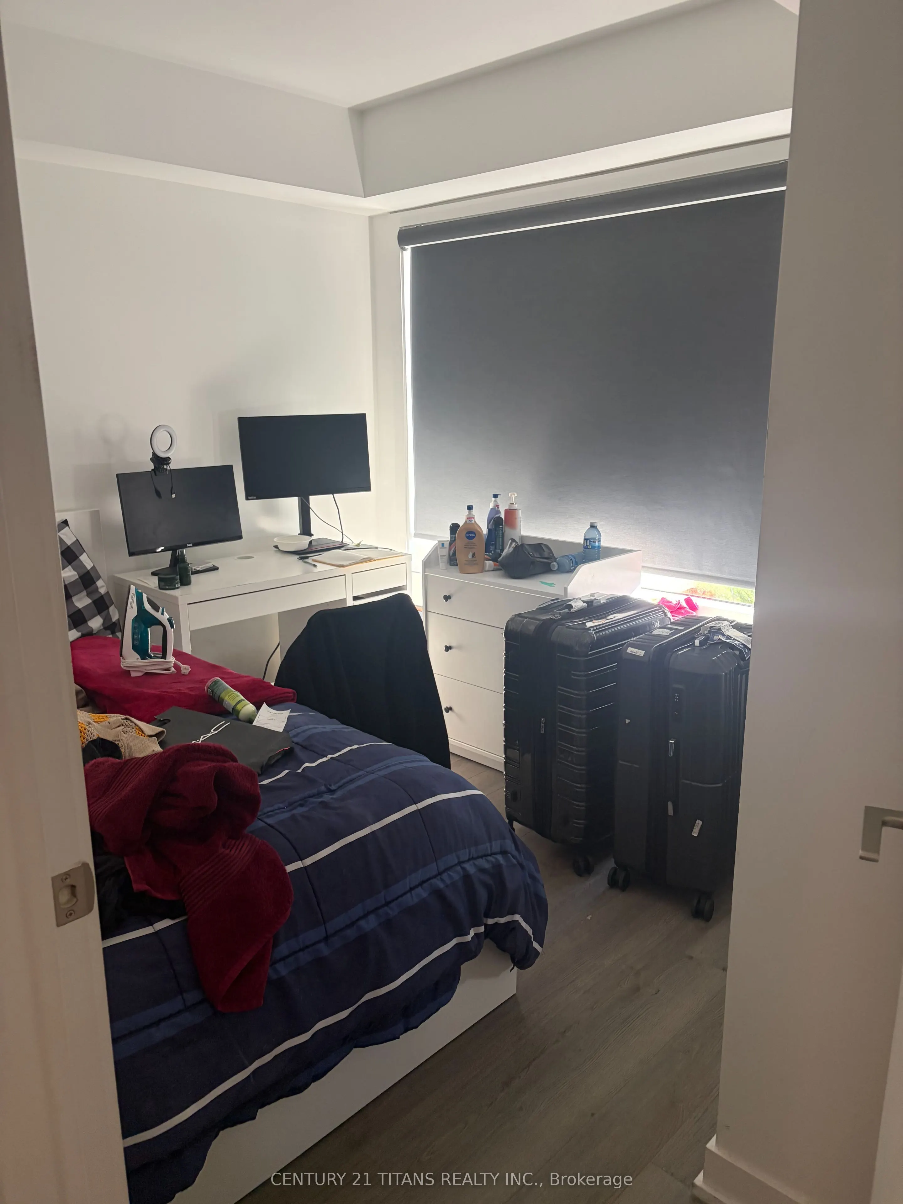 155 Downsview Park (upper 2 bedrooms) Boulevard #107