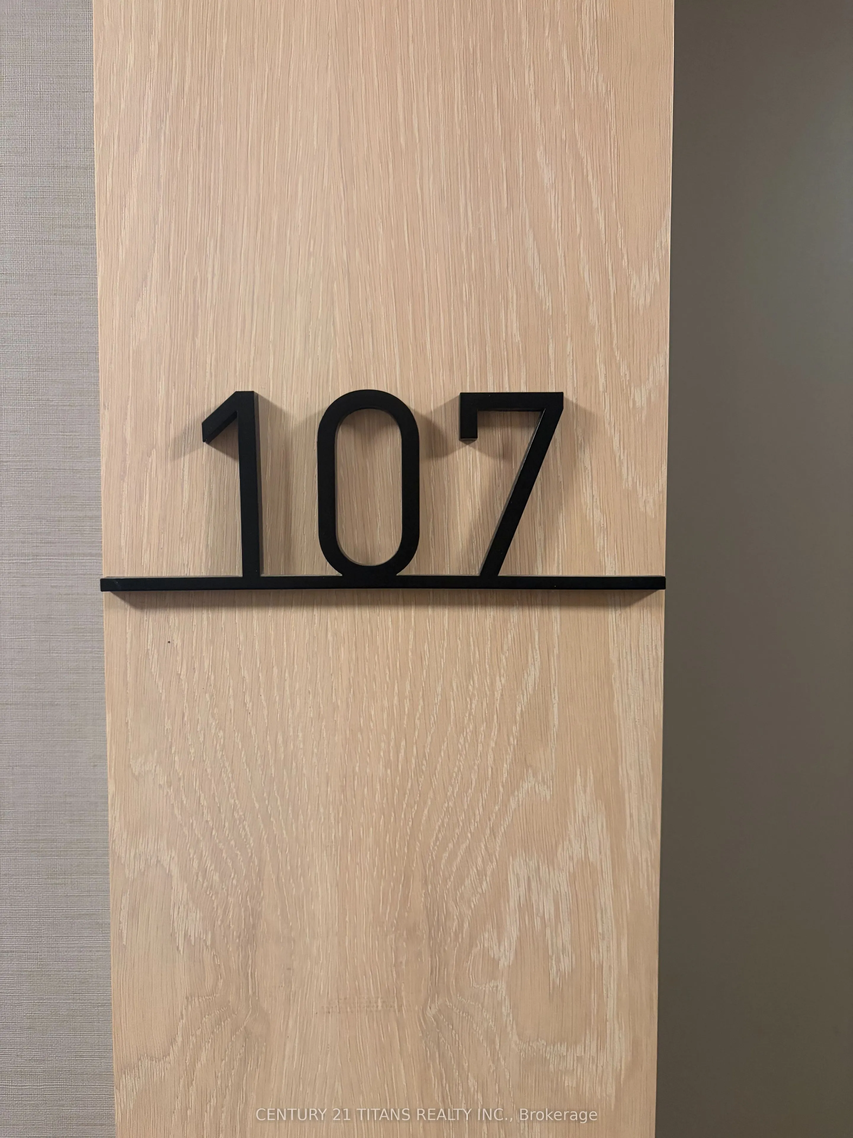 155 Downsview Park (upper 2 bedrooms) Boulevard #107