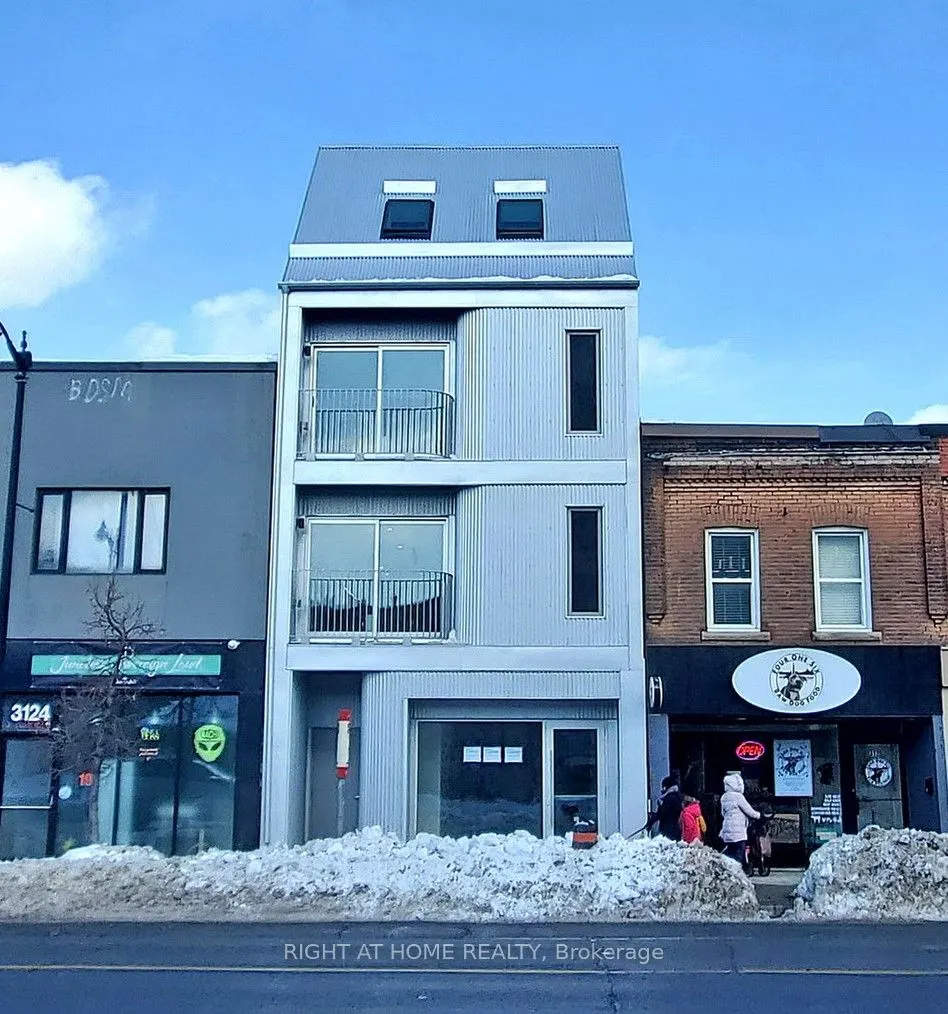 3122 Dundas Street W #Unit 3