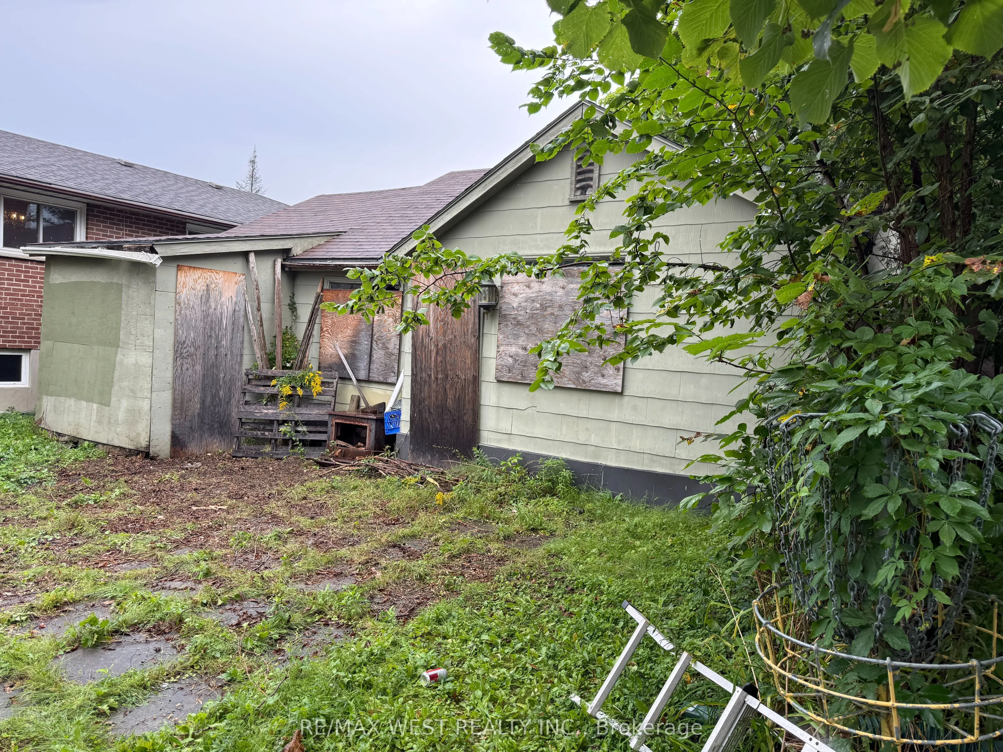 1304 Alexandra Avenue