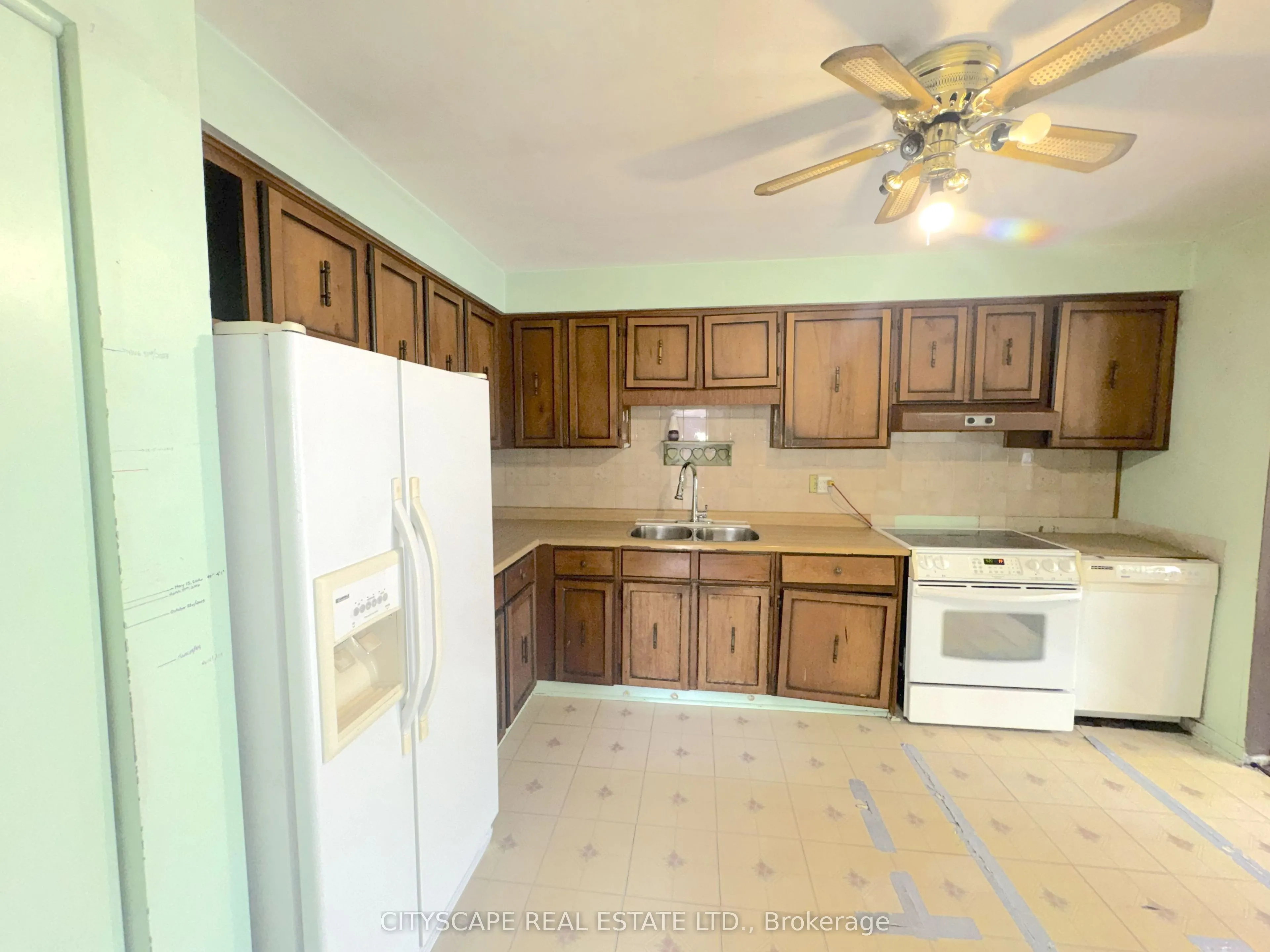 6087 Featherhead Crescent