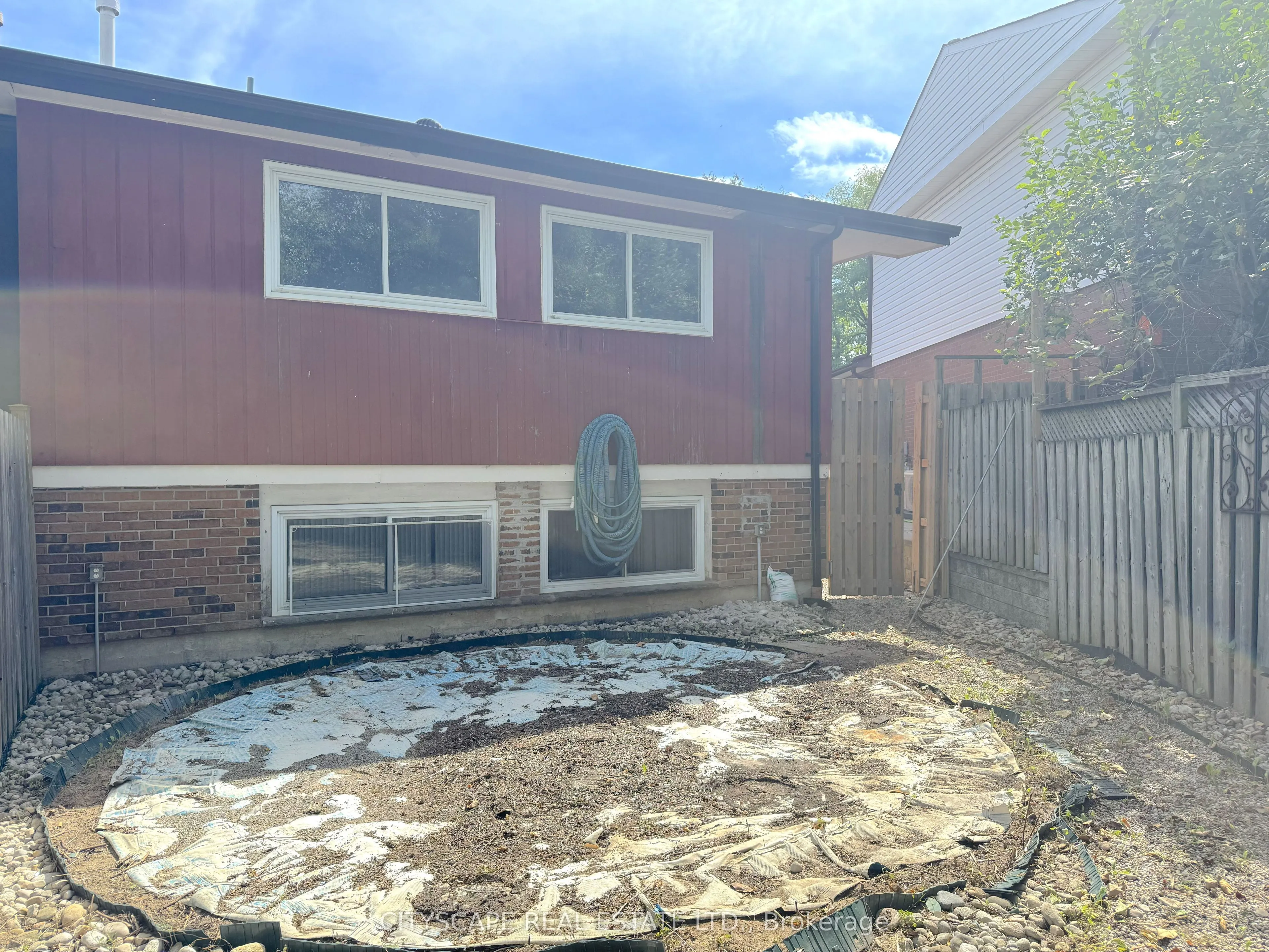 6087 Featherhead Crescent