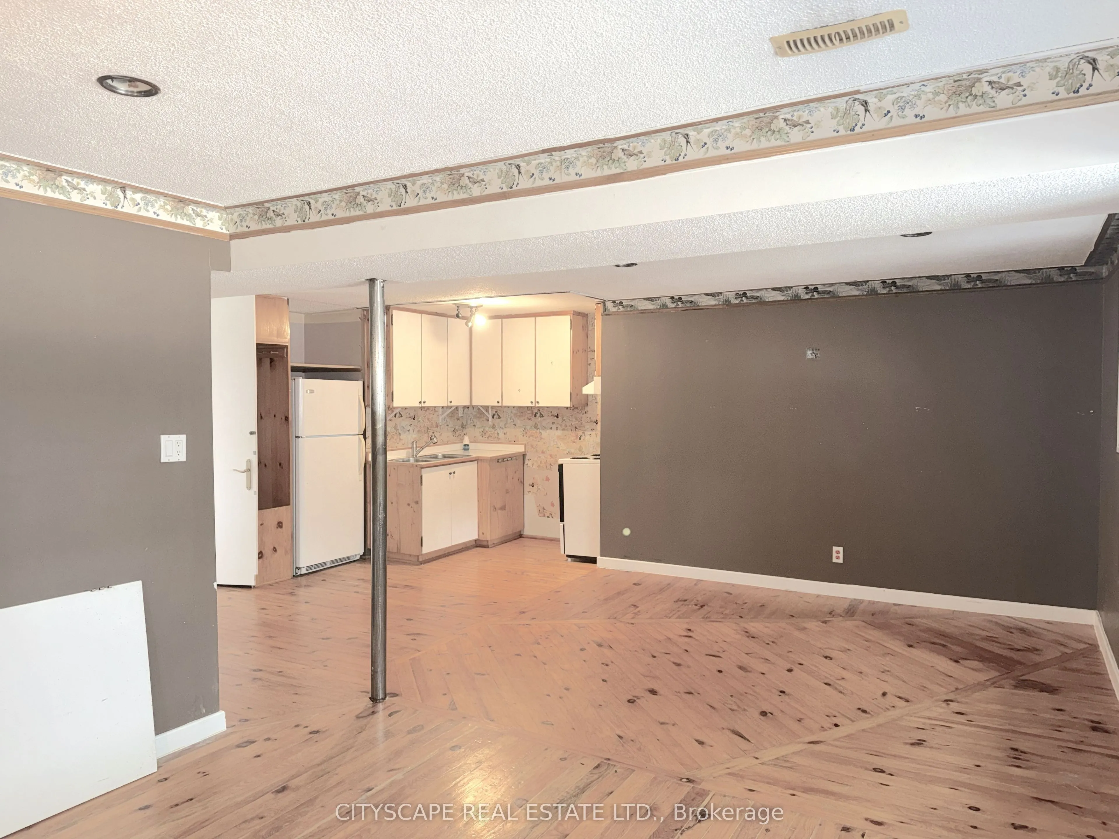 6087 Featherhead Crescent