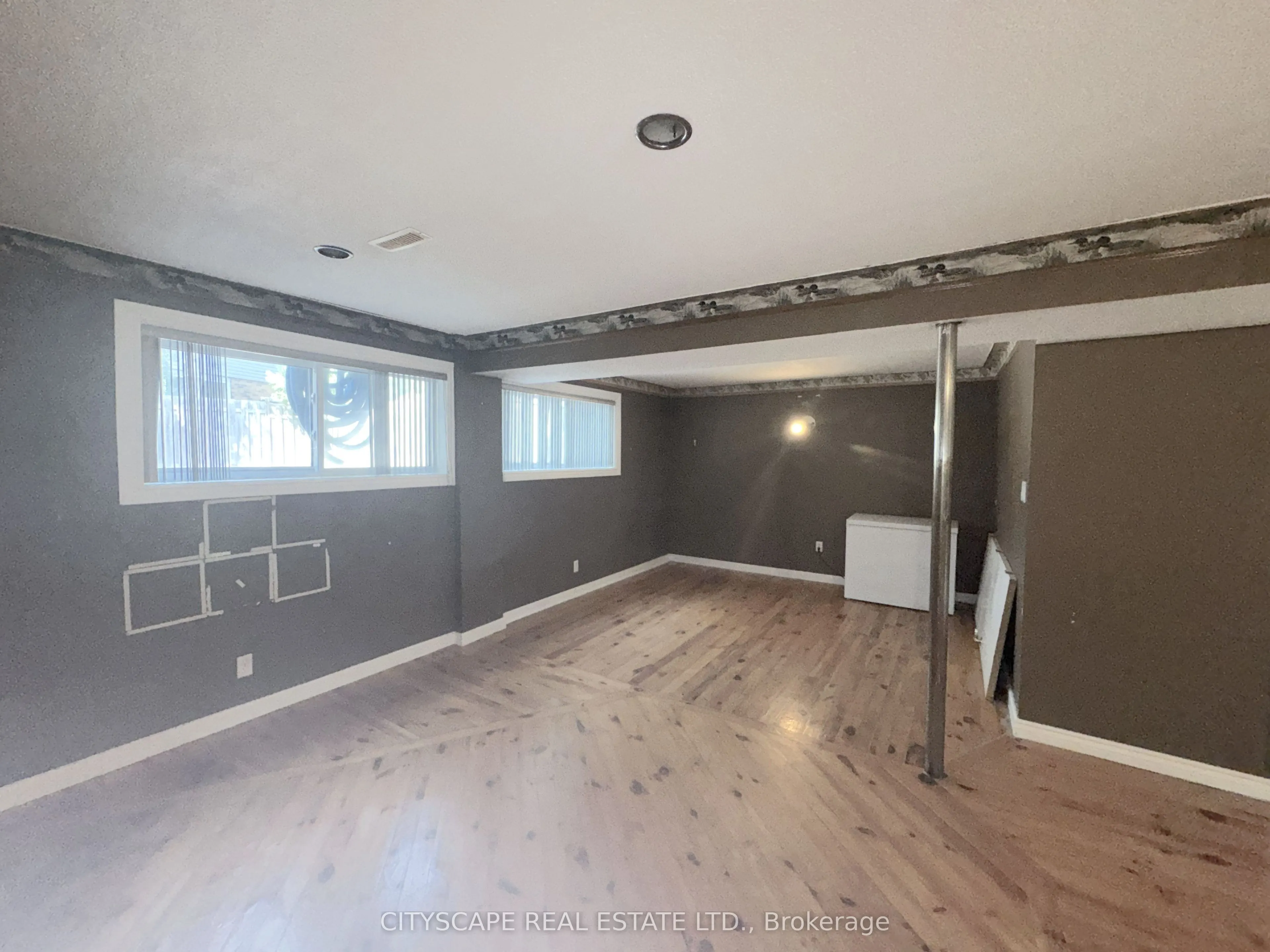 6087 Featherhead Crescent