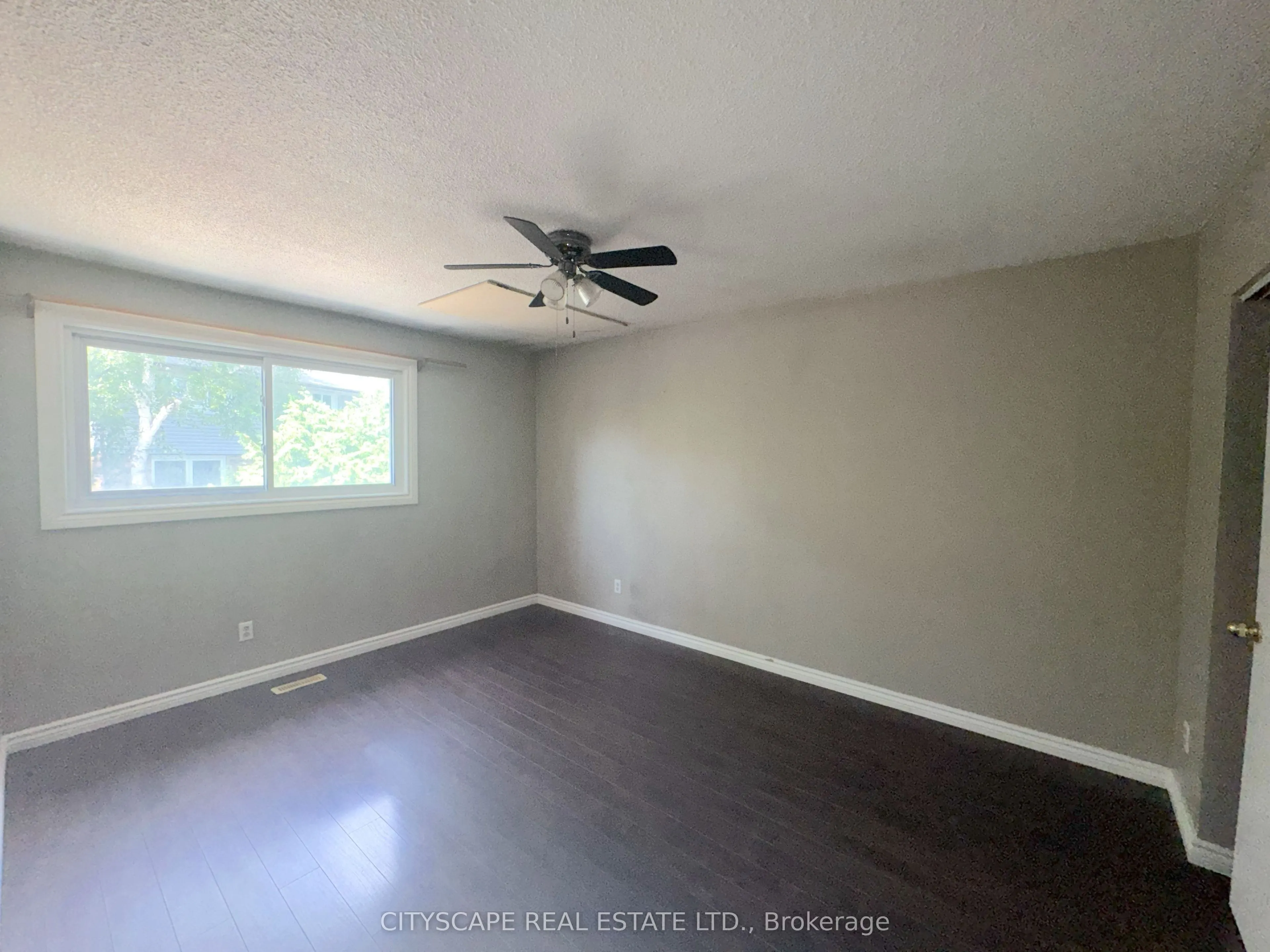6087 Featherhead Crescent