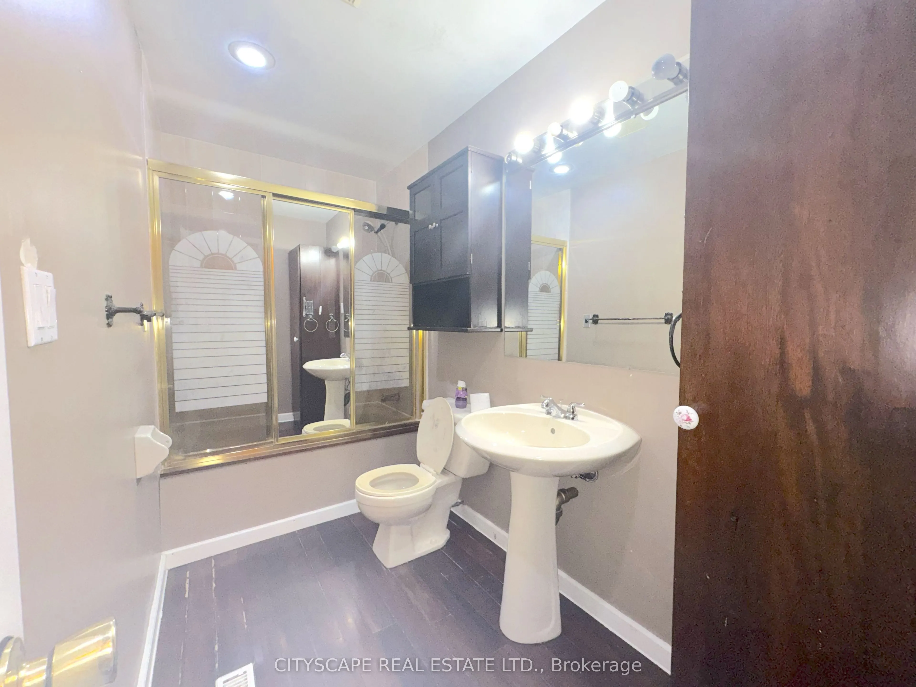 6087 Featherhead Crescent