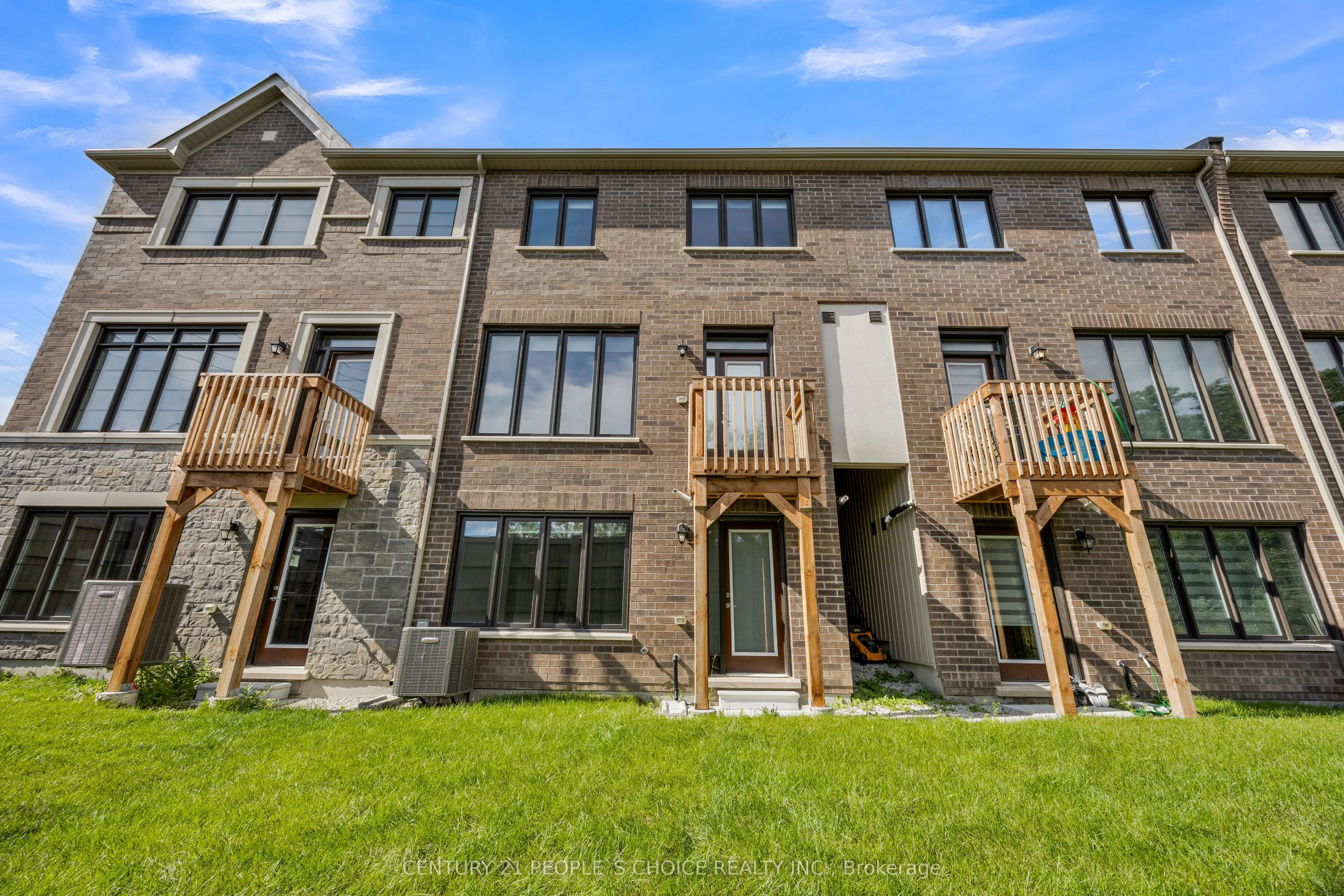 543 Celandine Terrace