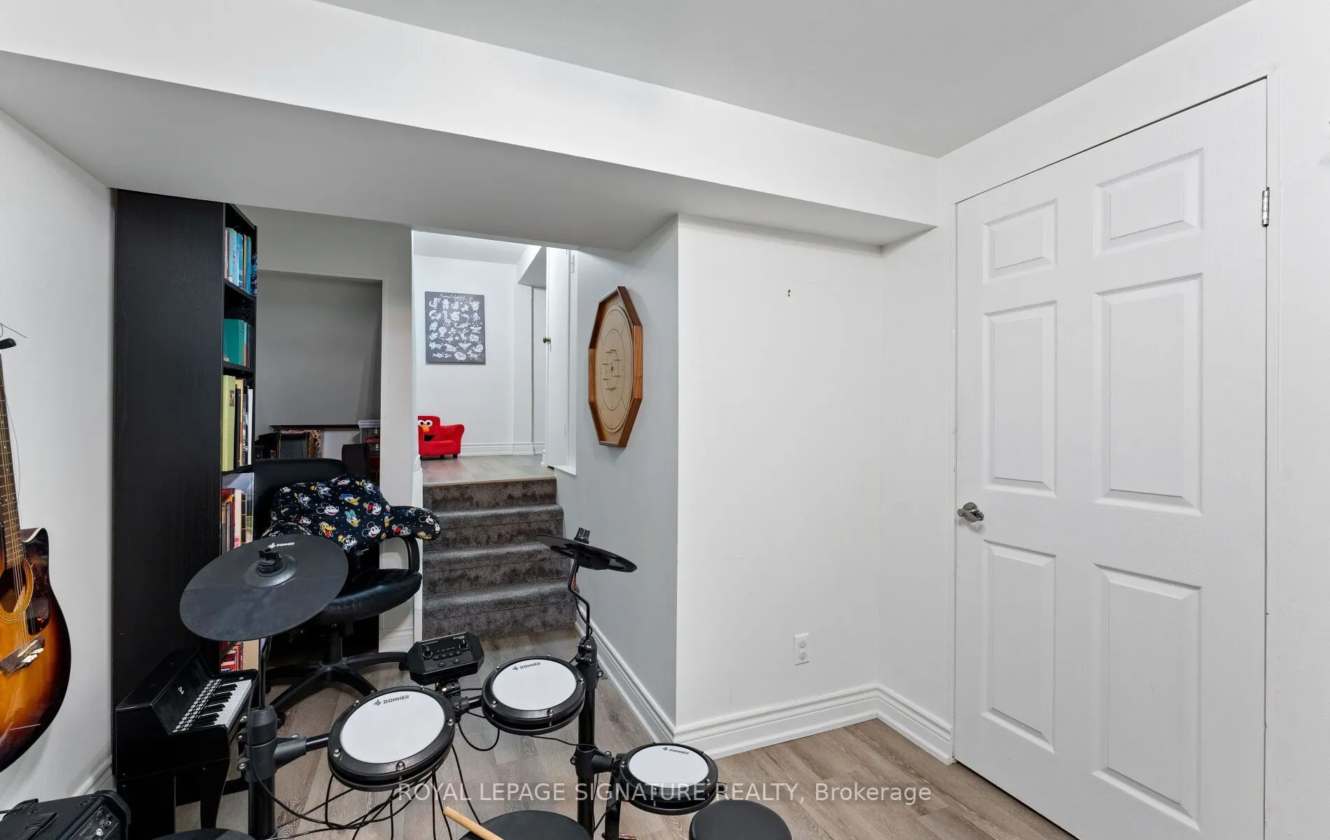 4045 Taffey Crescent