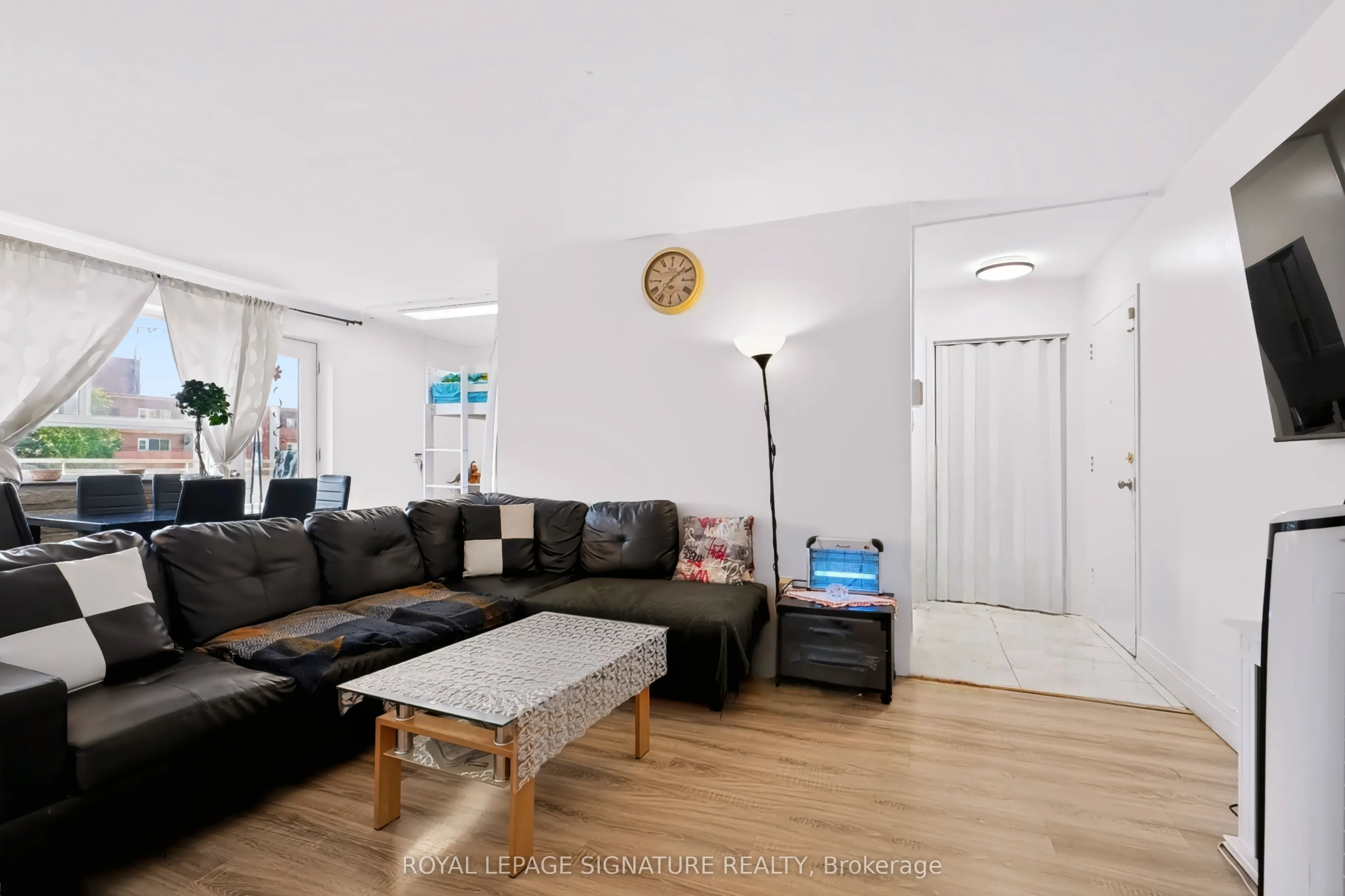 2485 Woking Crescent #401