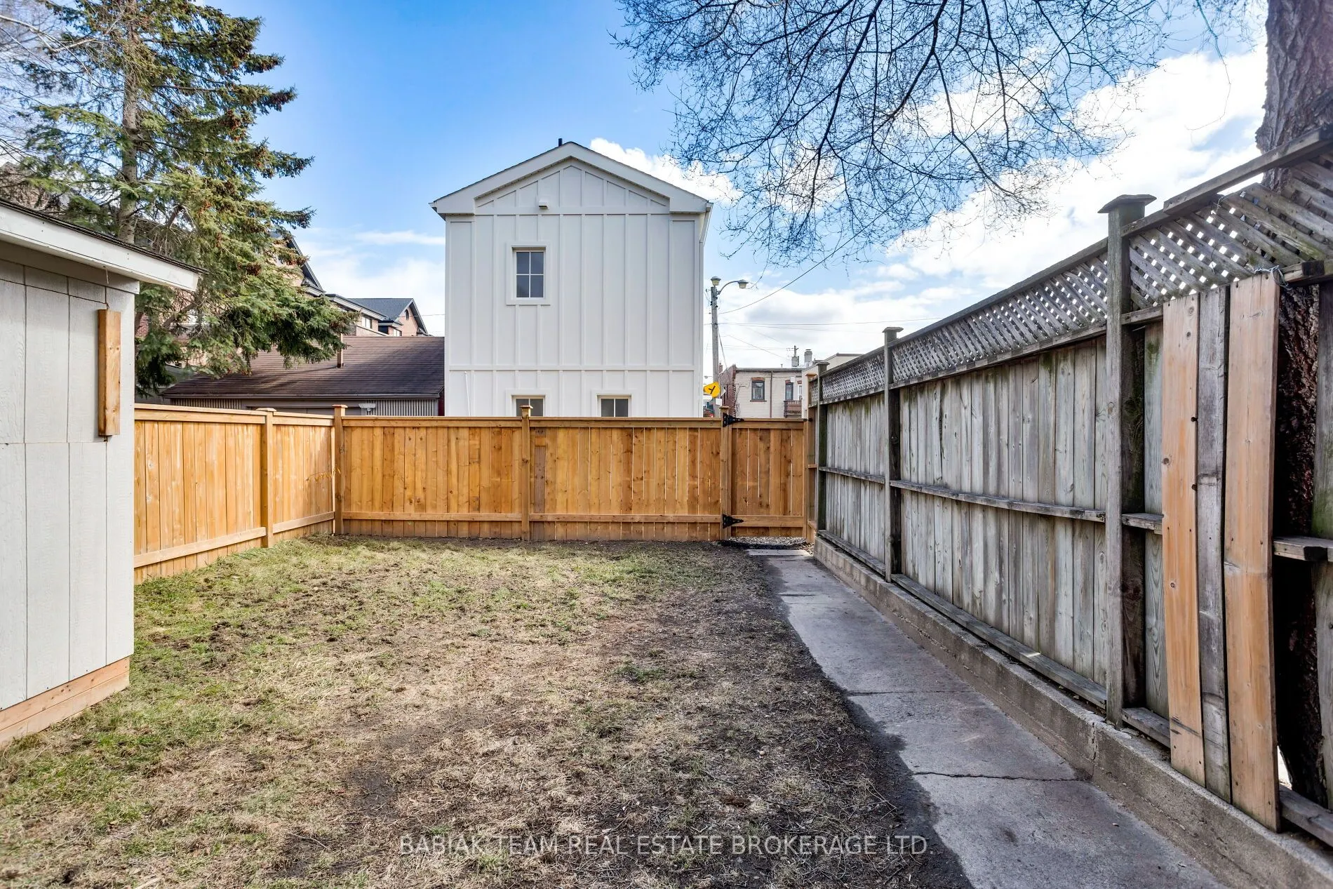 45 Montye Avenue
