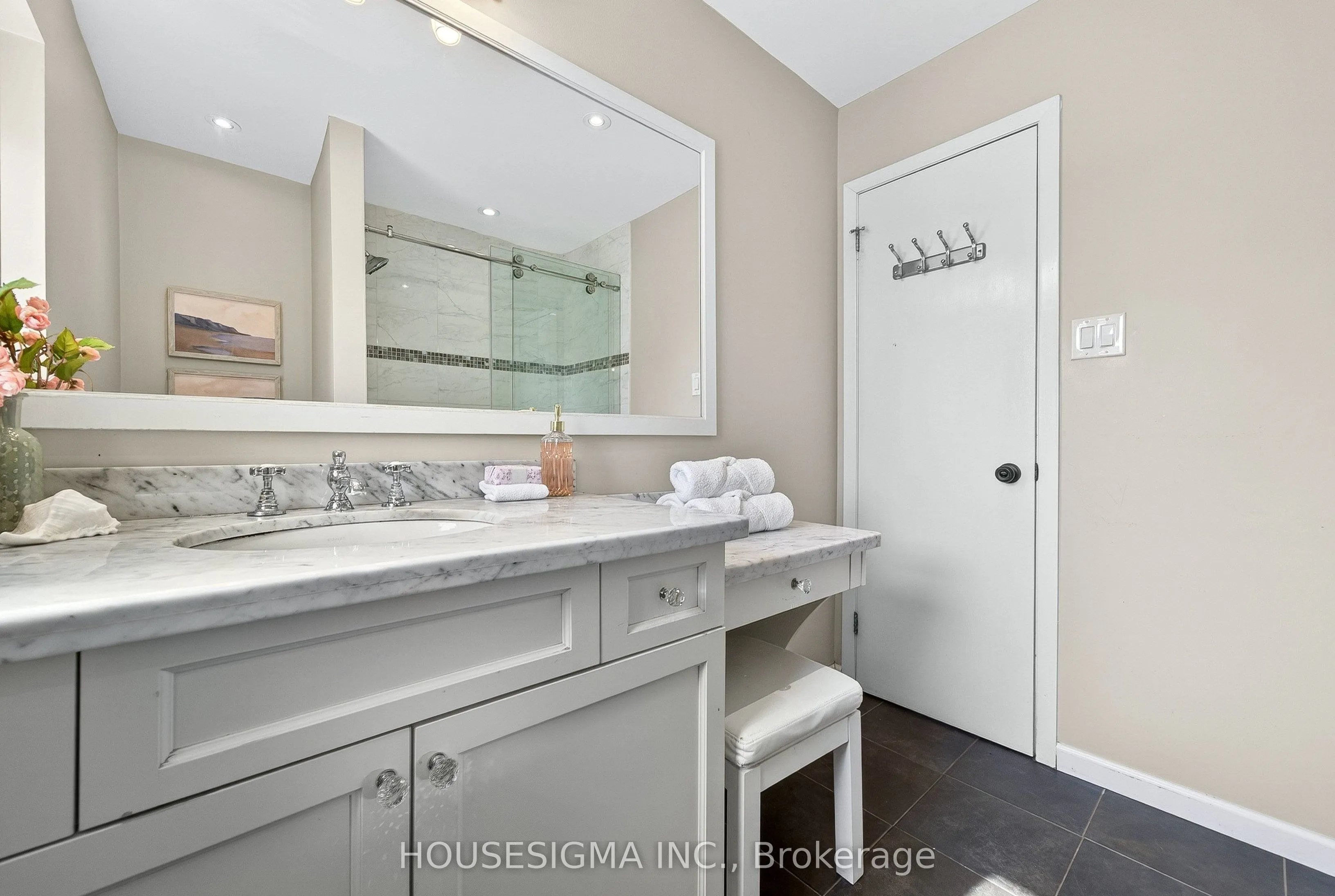 15 Centennial Park Road S #90