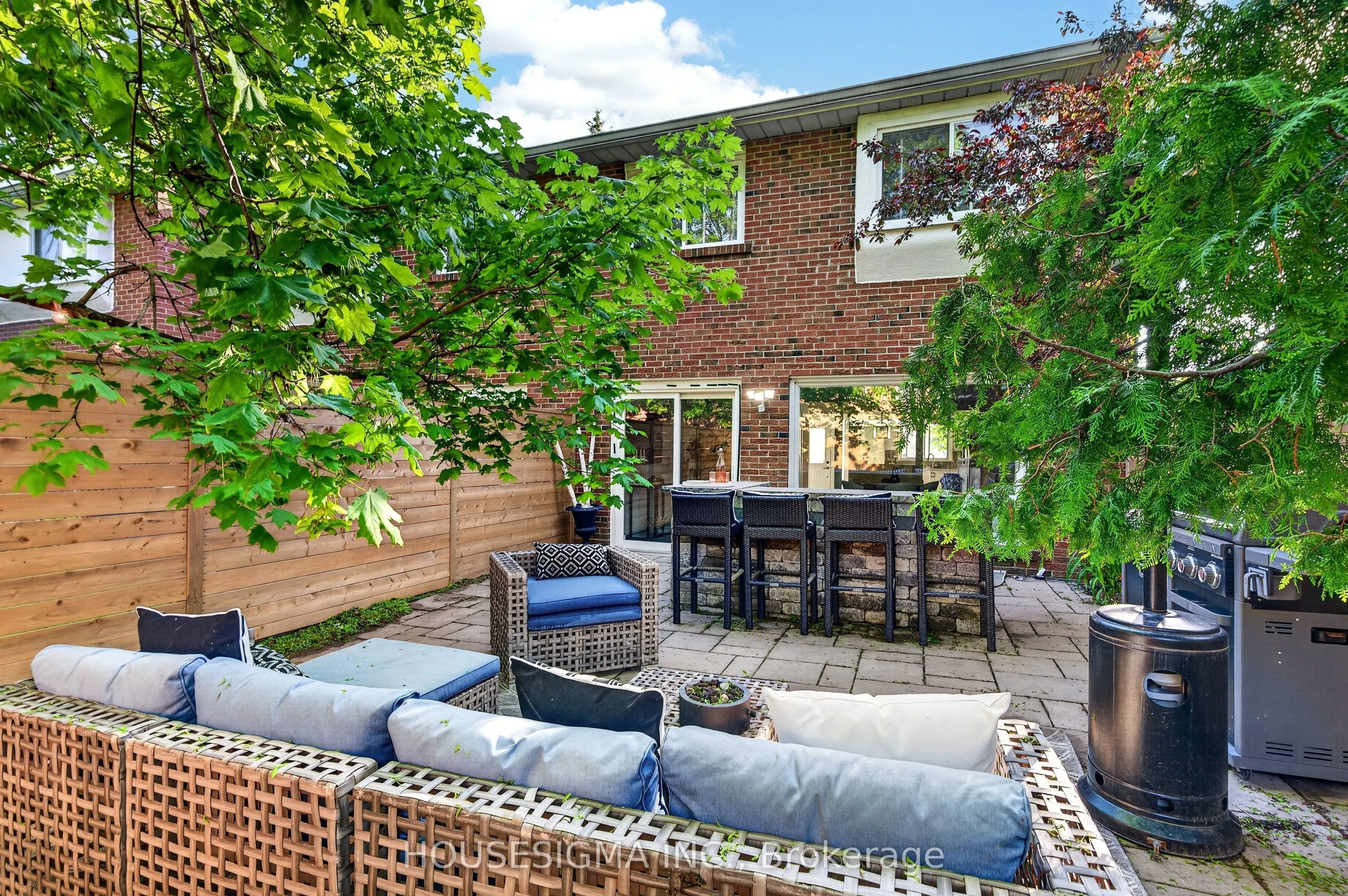 15 Centennial Park Road S #90