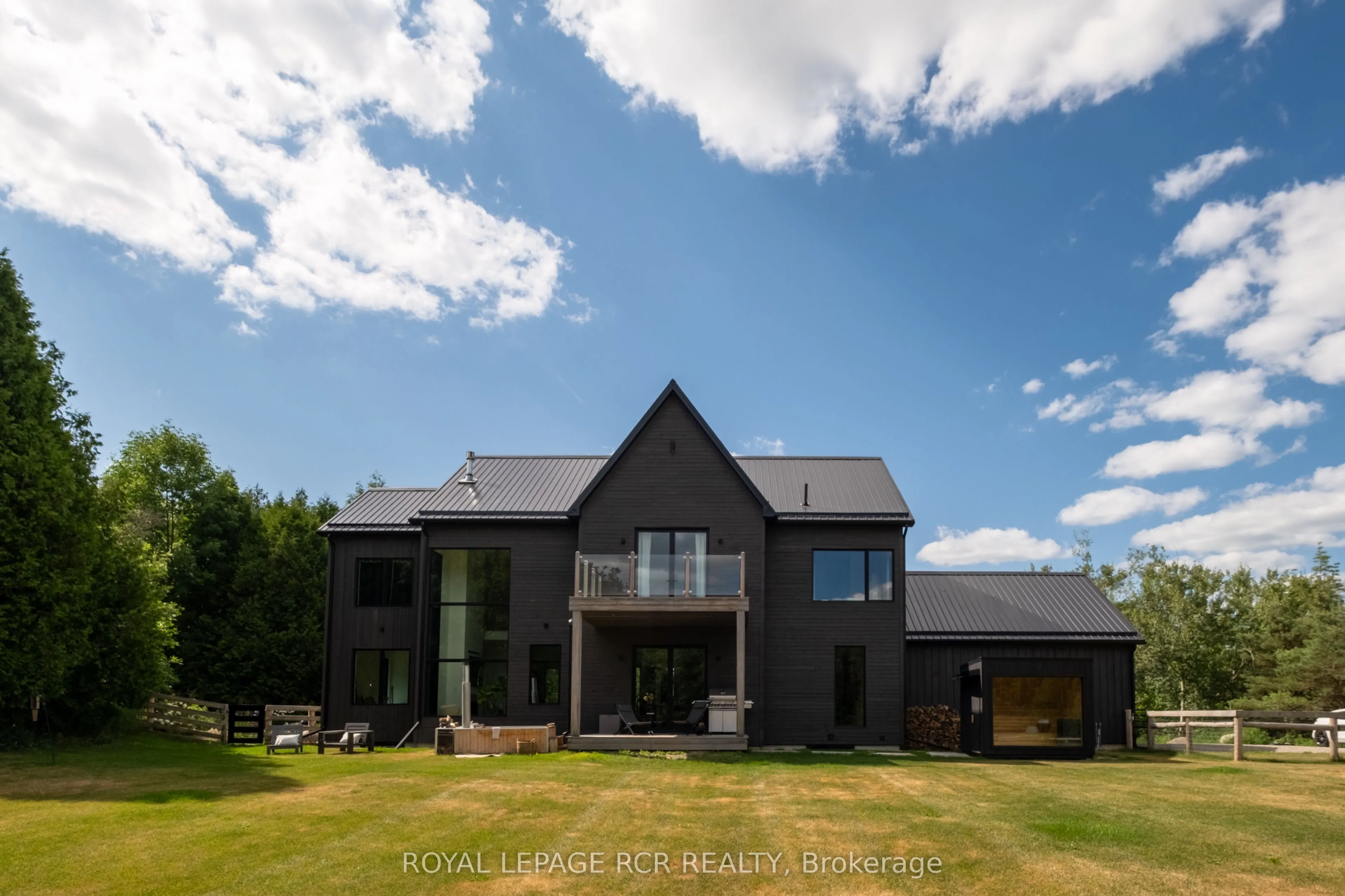 3045 Highpoint Side Road