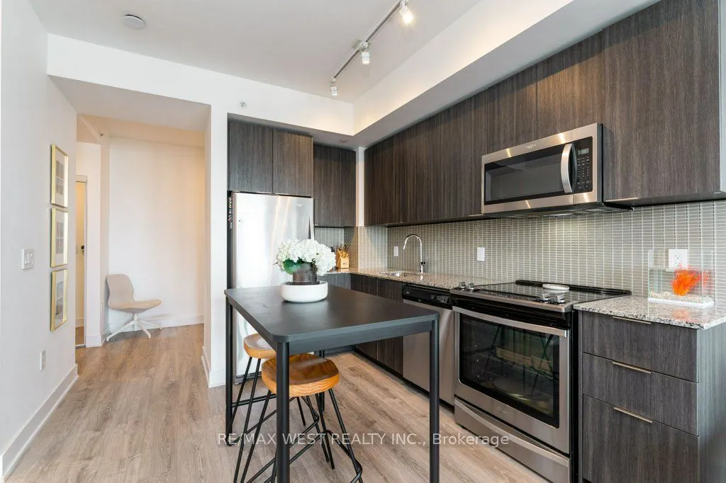 20 Shore Breeze Drive #3206