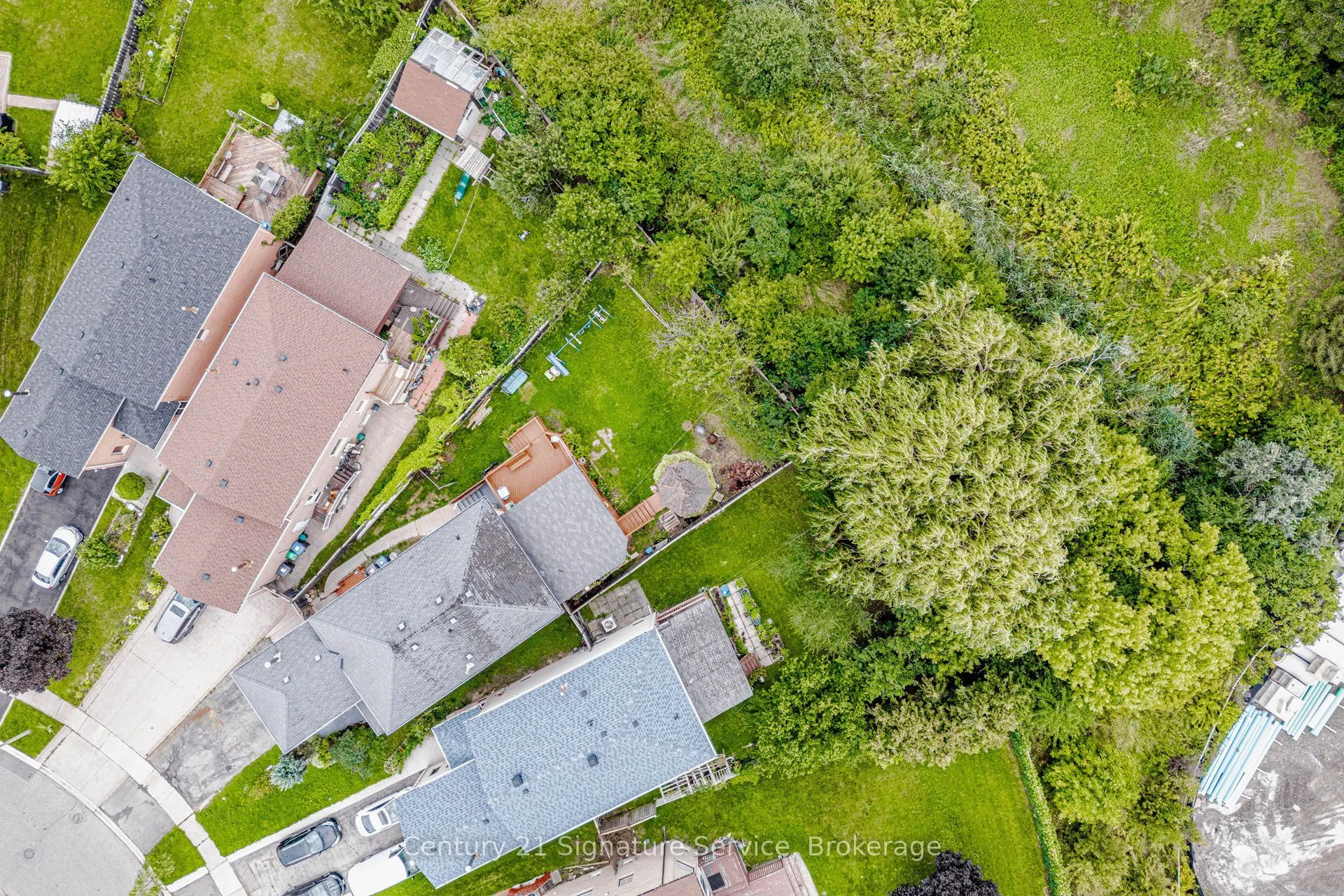 22 Merganser Crescent
