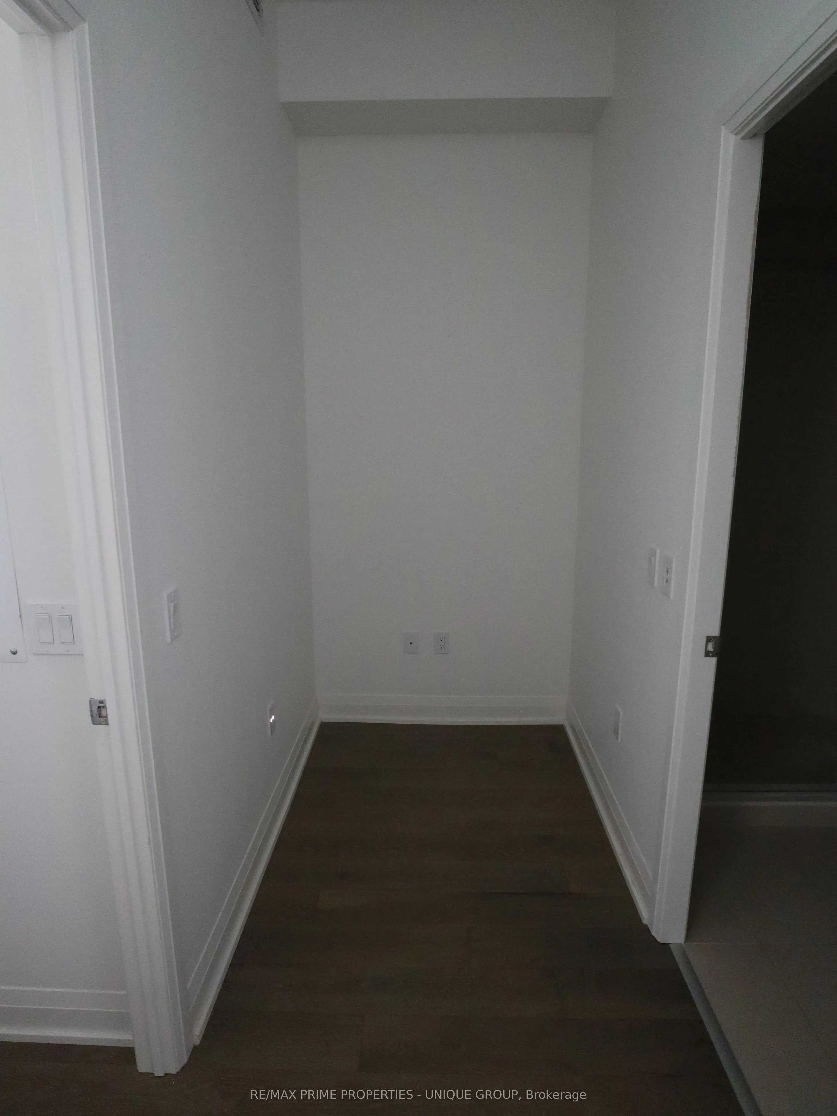 293 The Kingsway #412