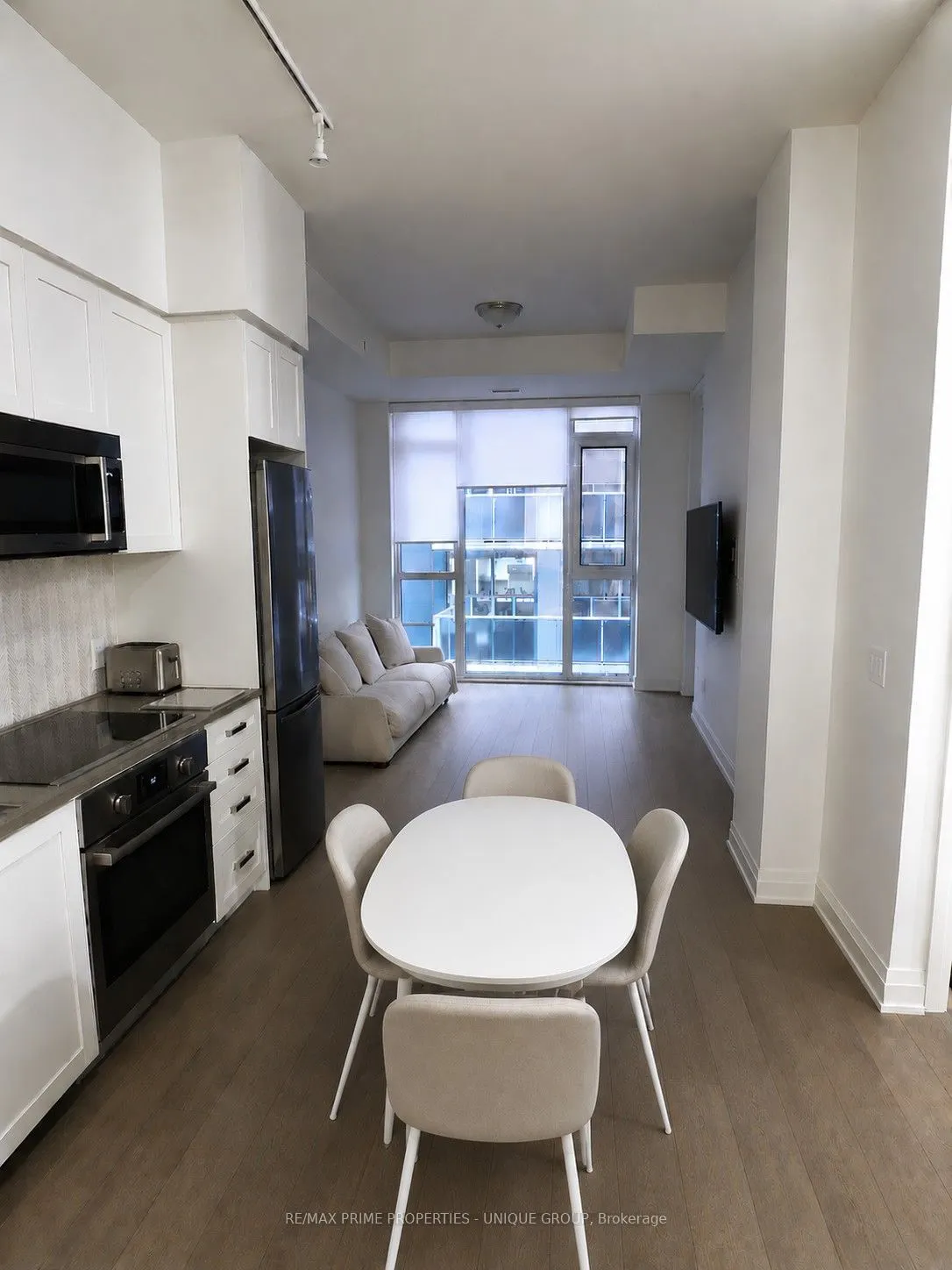293 The Kingsway #412