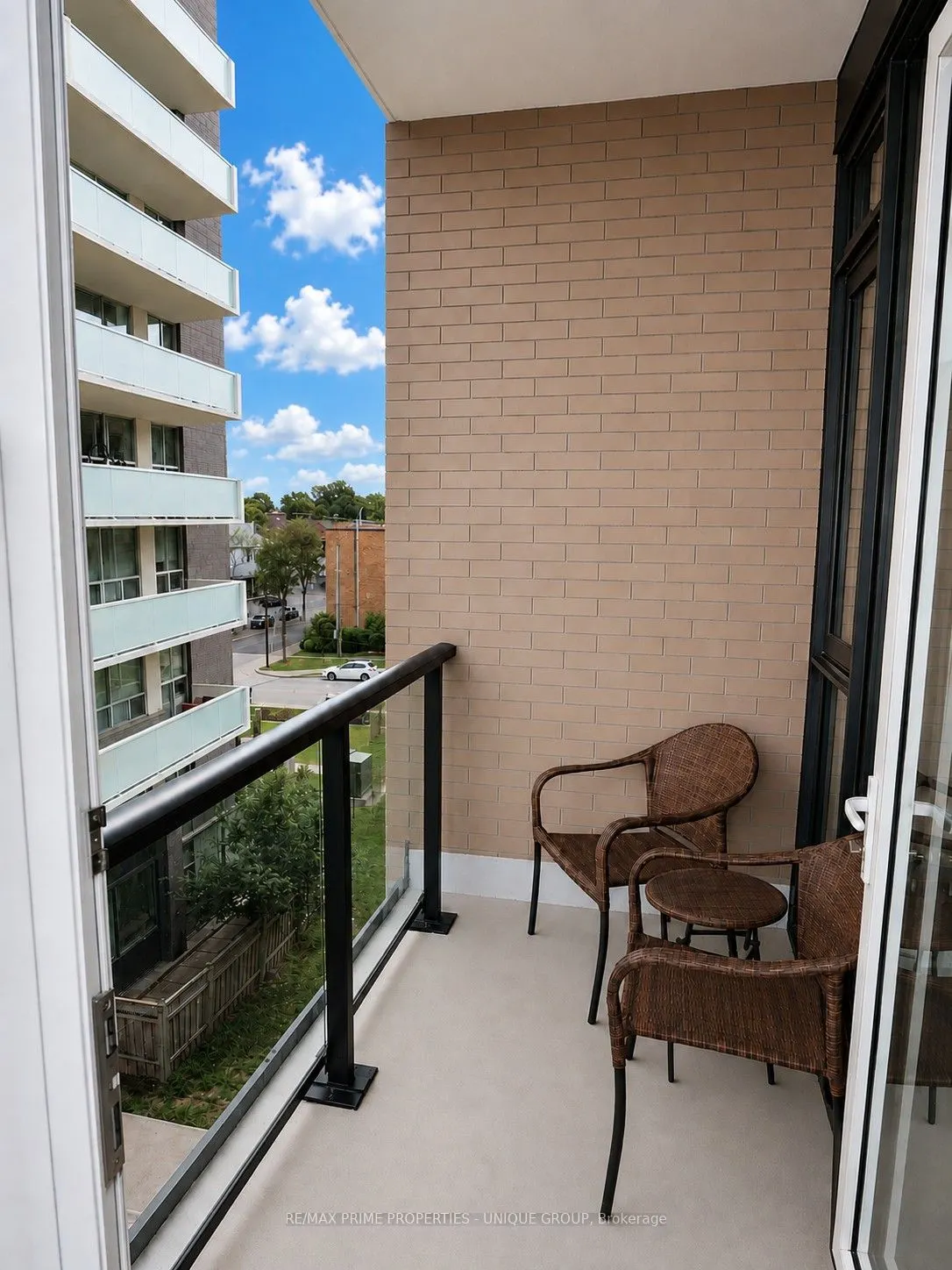 293 The Kingsway #412