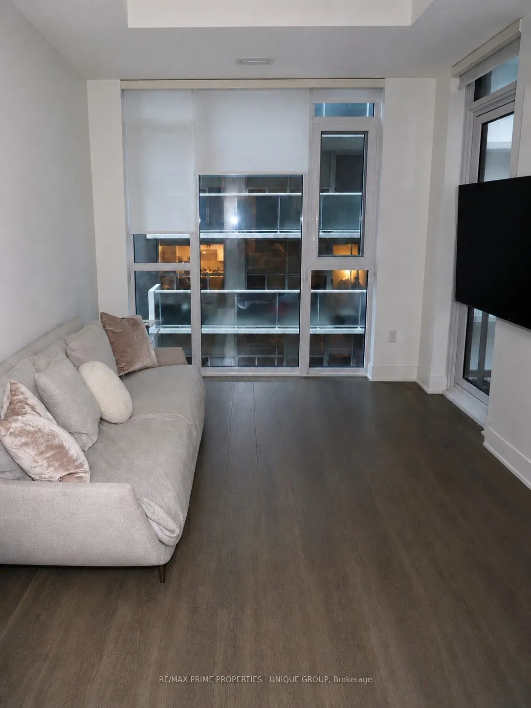 293 The Kingsway #412