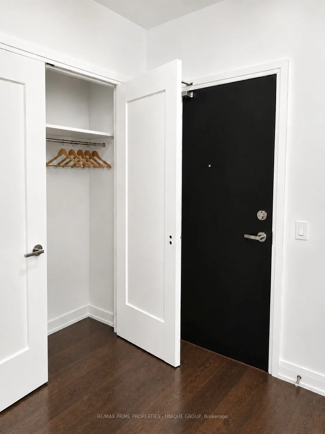 293 The Kingsway #412