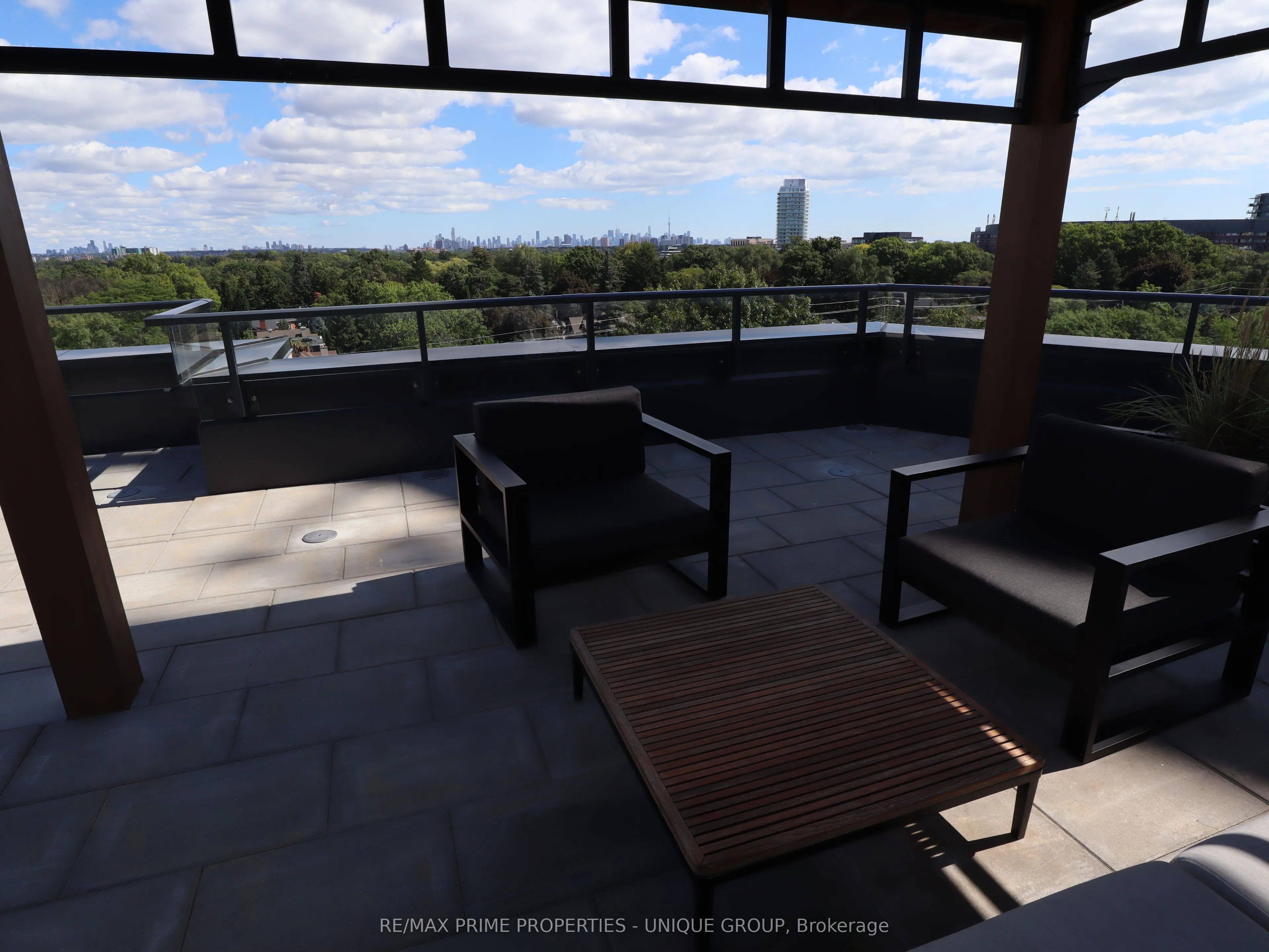 293 The Kingsway #412