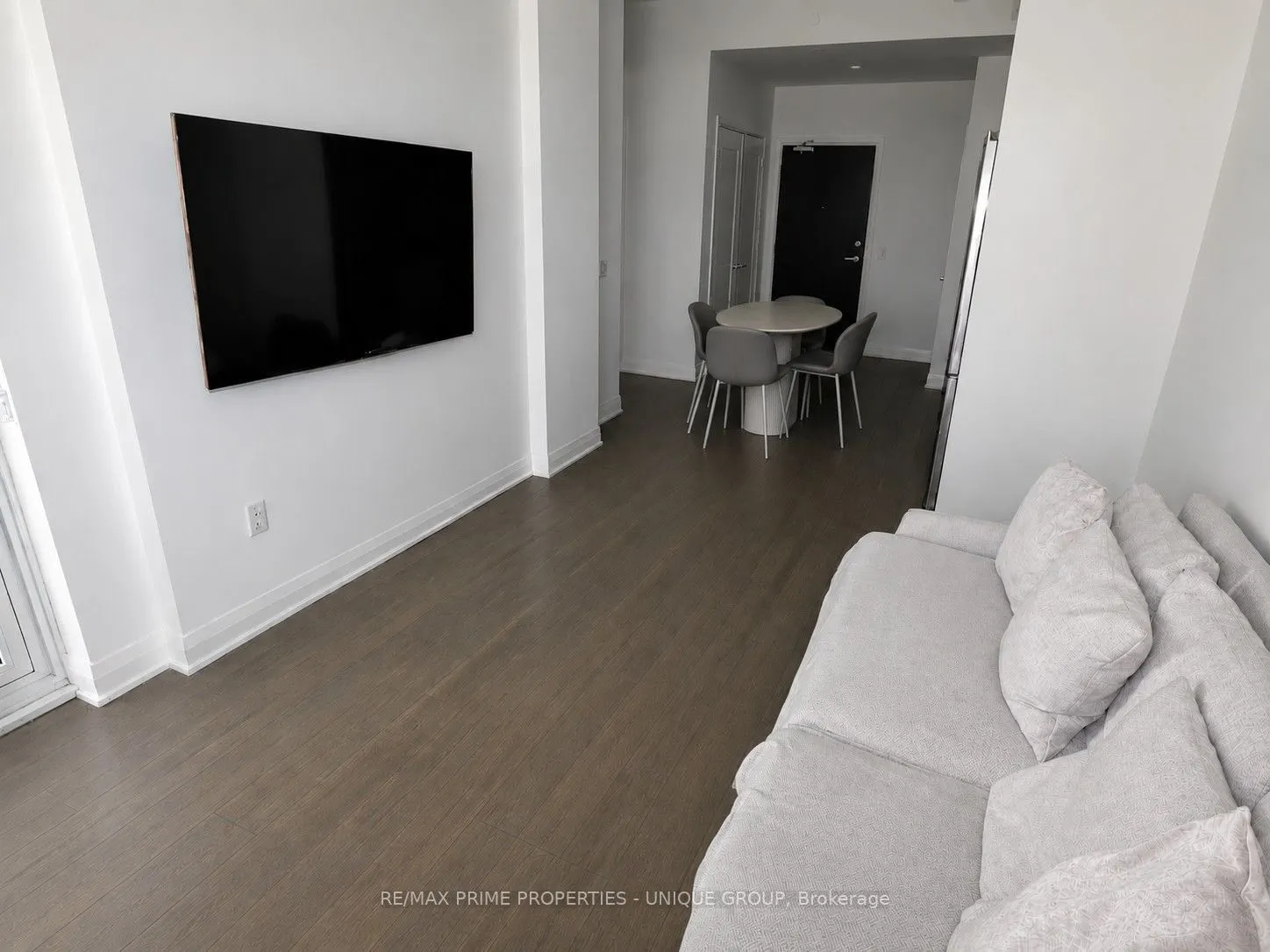 293 The Kingsway #412