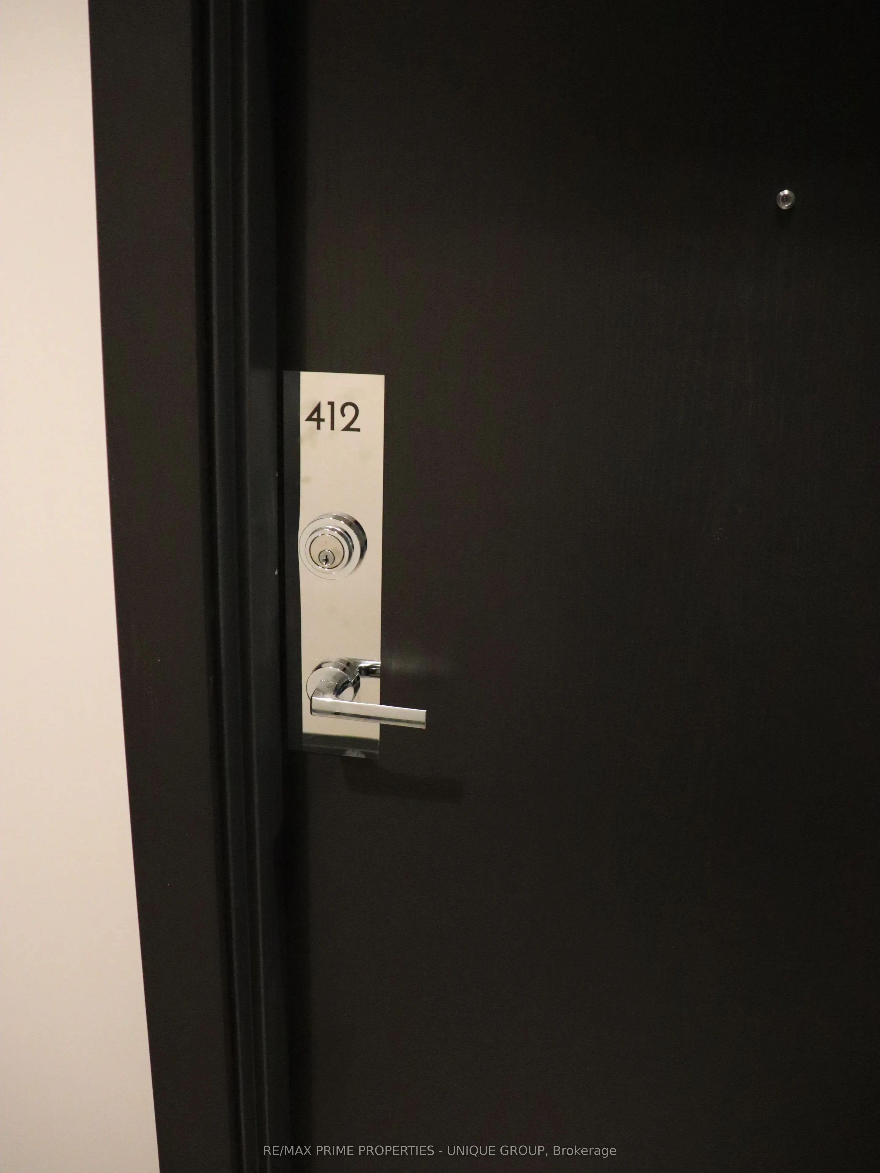 293 The Kingsway #412