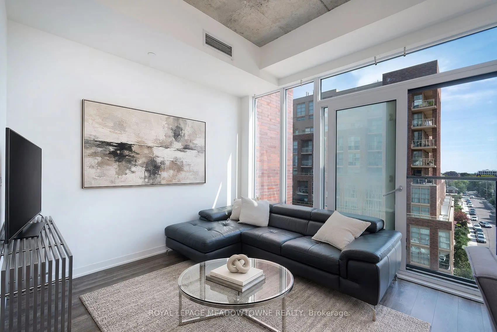 1808 St. Clair Avenue W #712