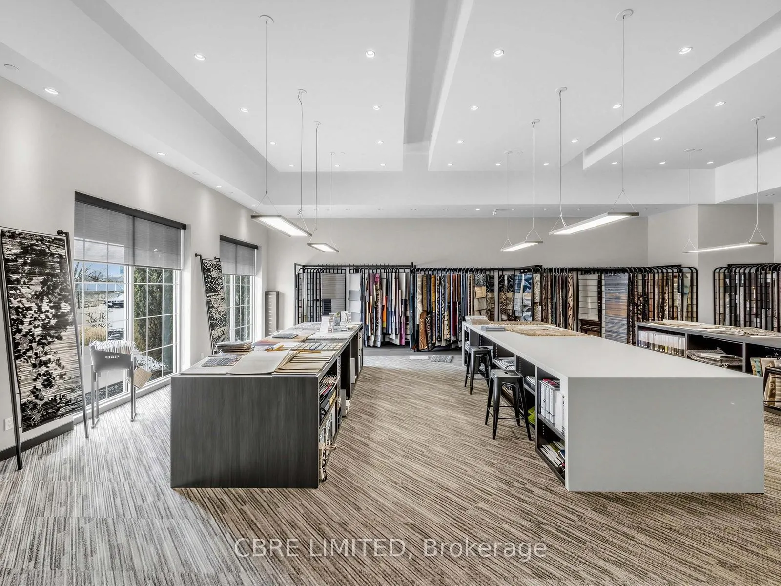 10 Queen Elizabeth Boulevard #Unit 1