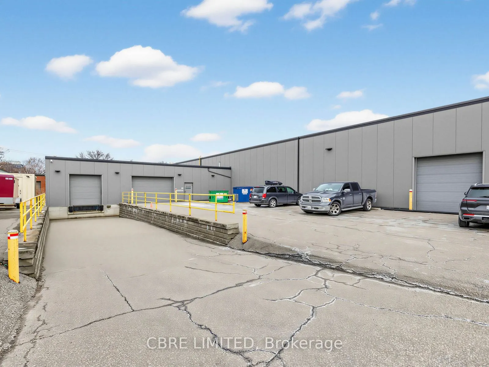 10 Queen Elizabeth Boulevard #Unit 1