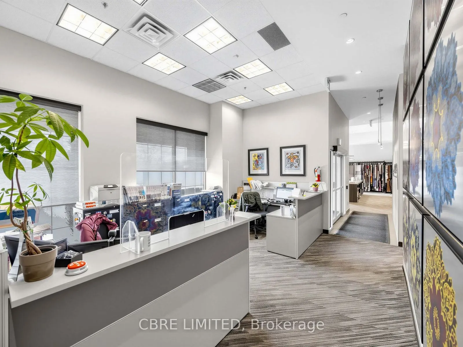 10 Queen Elizabeth Boulevard #Unit 1