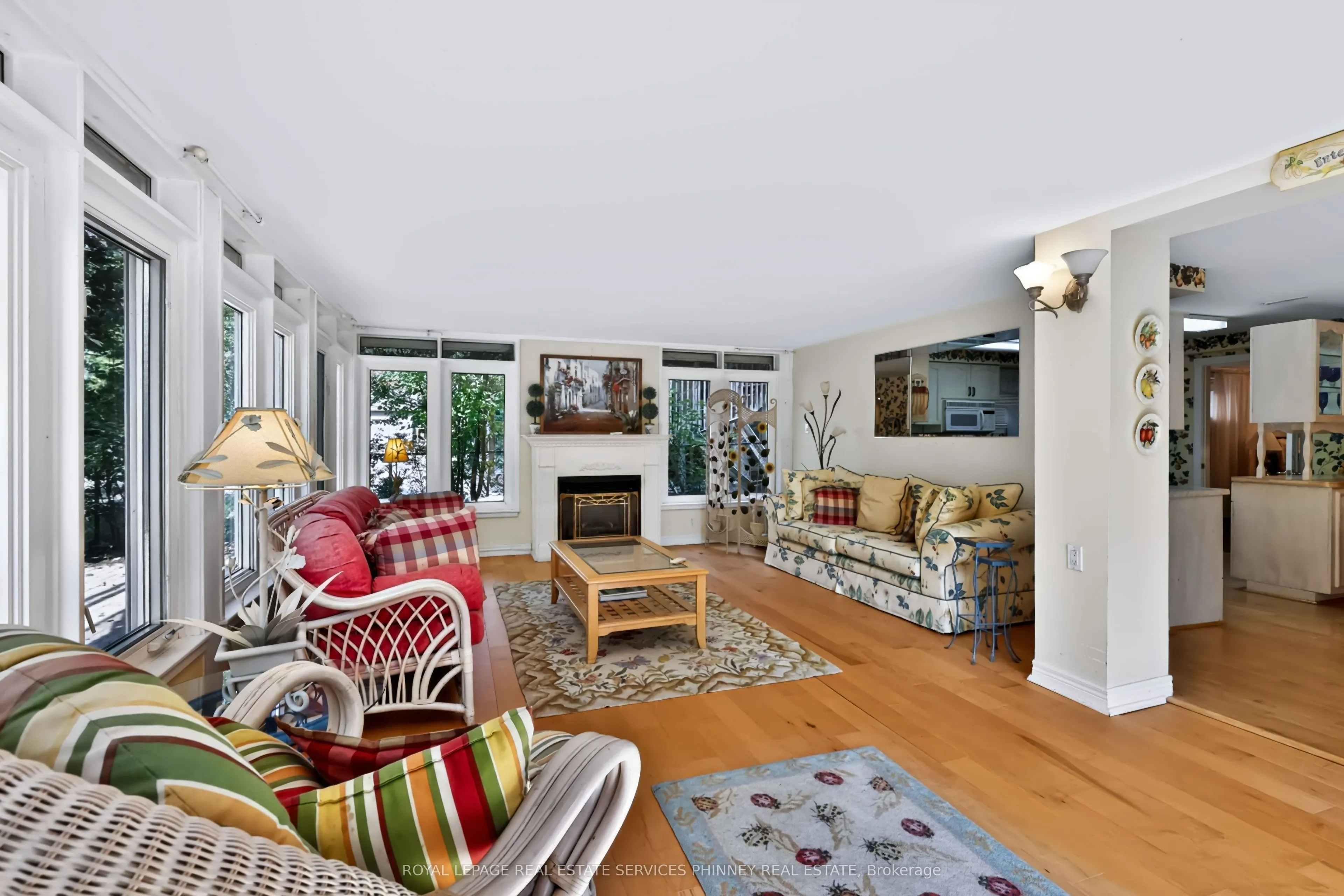 6036 St. Ives Way