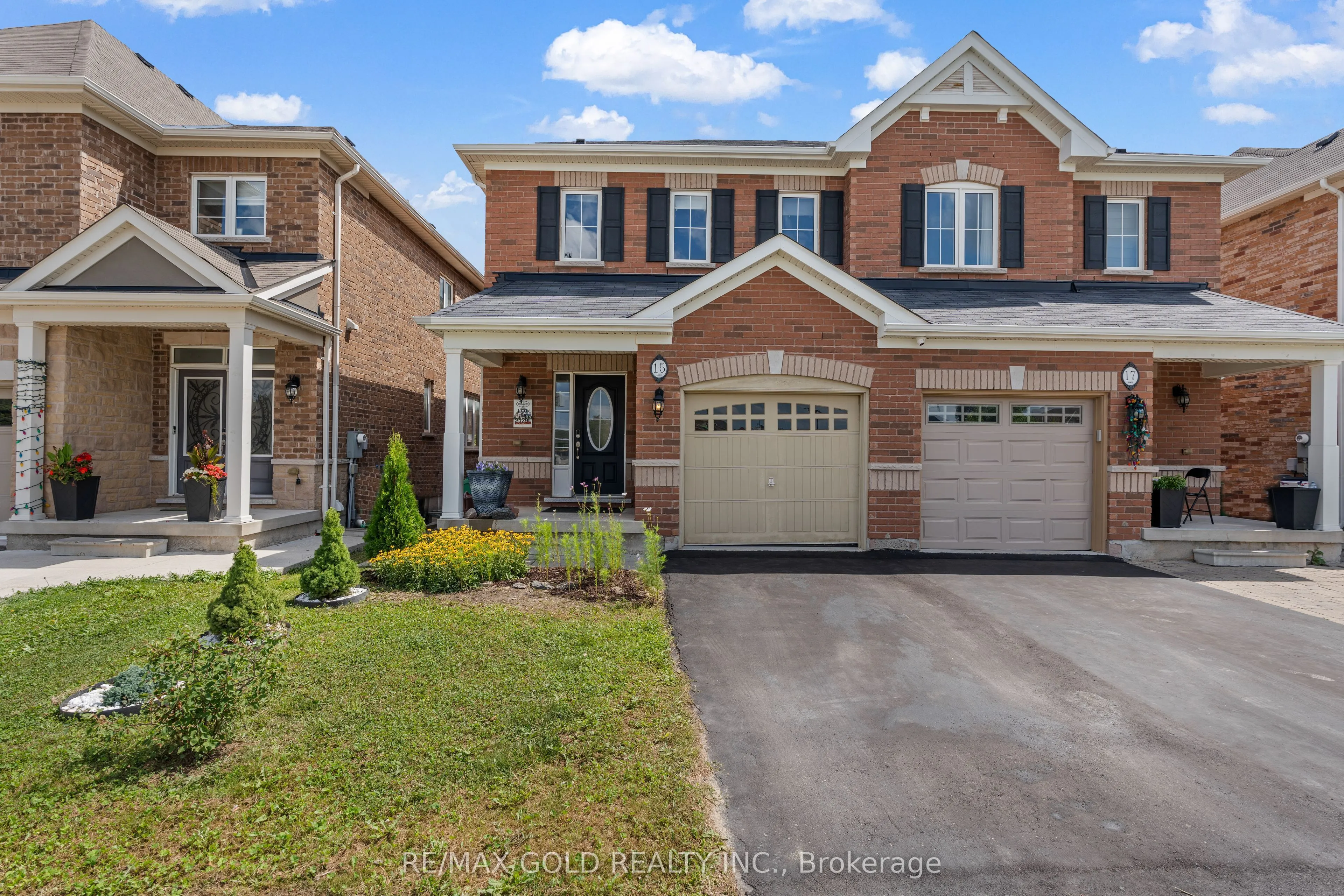 15 Antibes Drive