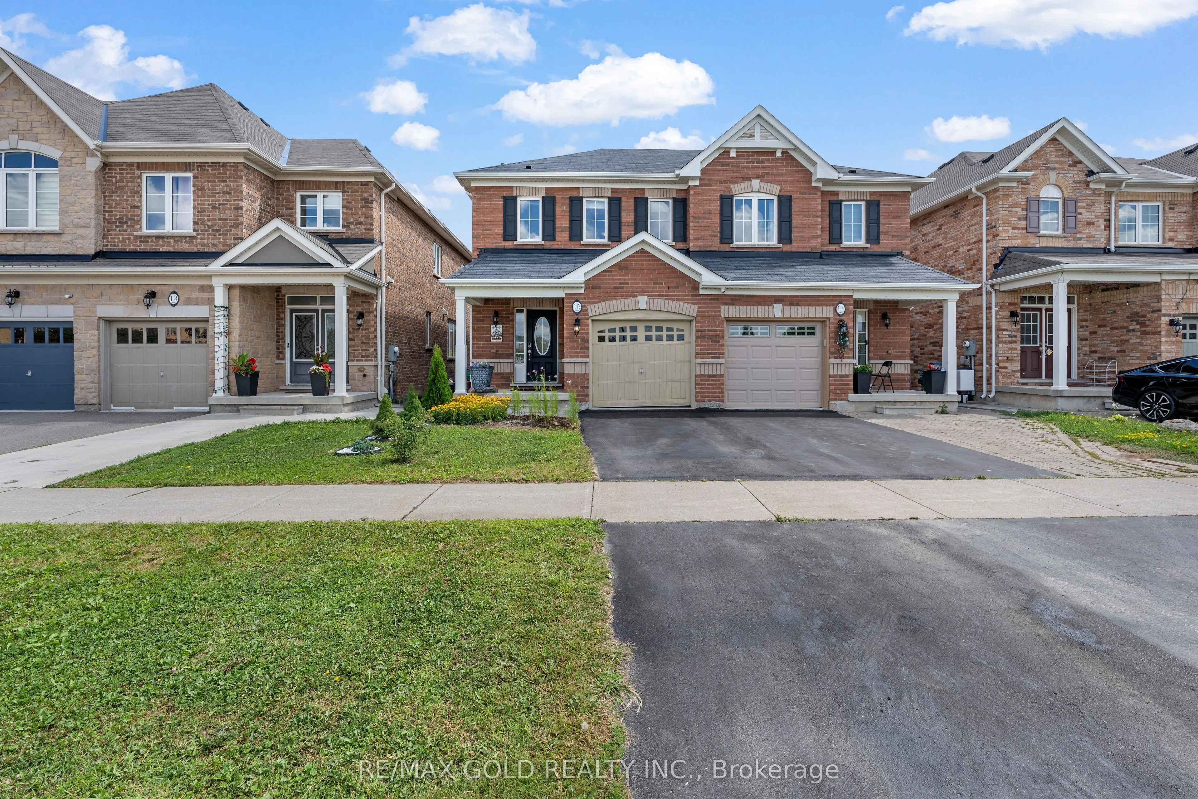 15 Antibes Drive