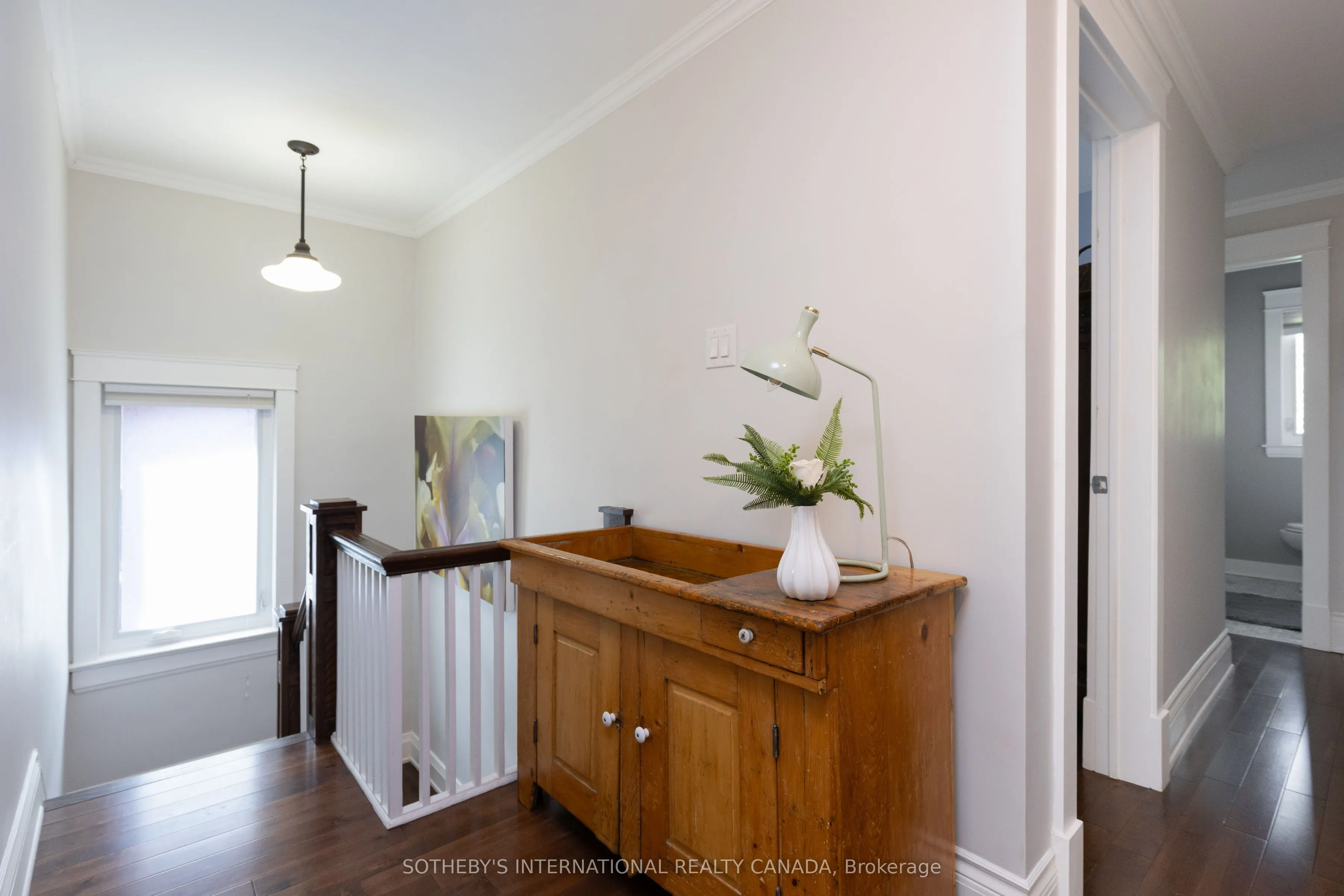 2 Rexford Road