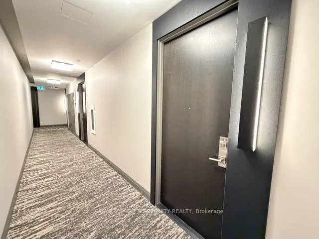 4208 Dundas Street W #610