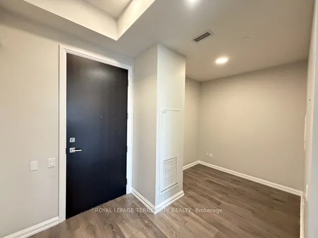 4208 Dundas Street W #610