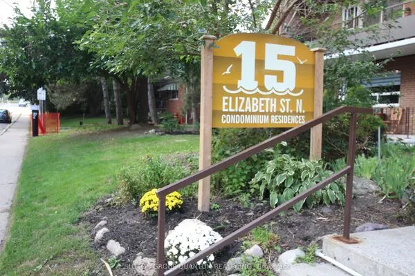 15 Elizabeth Street N