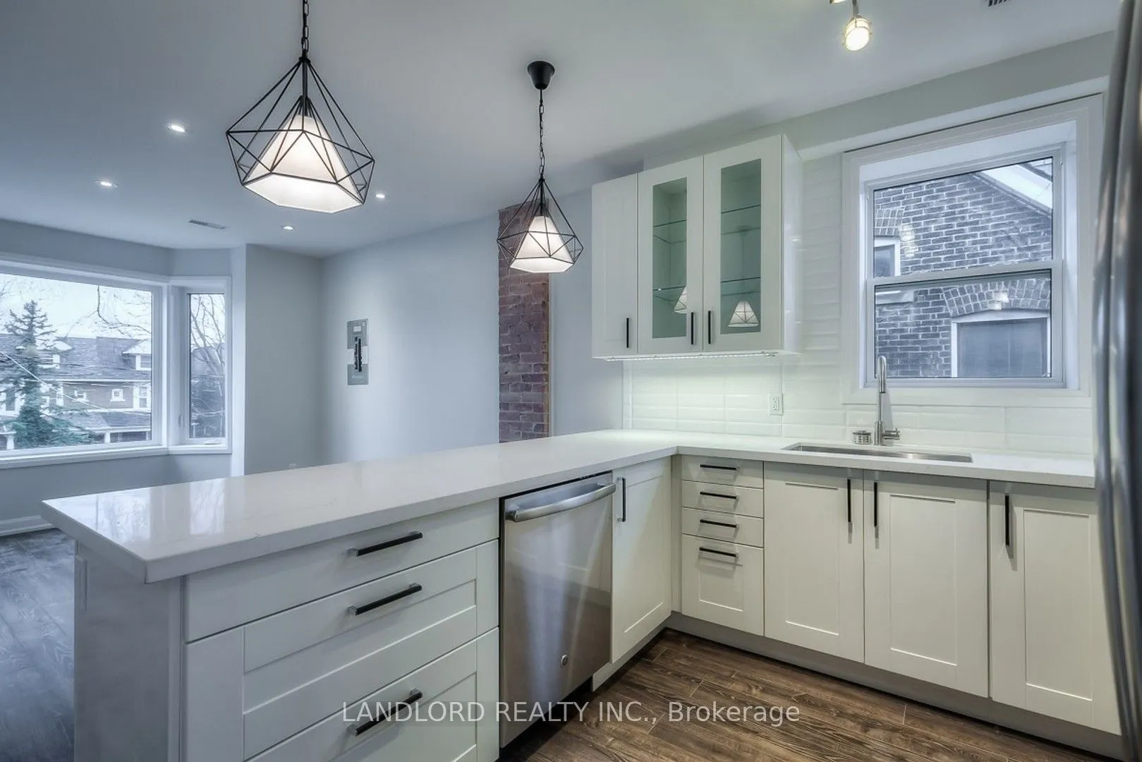 82 Parkway Avenue