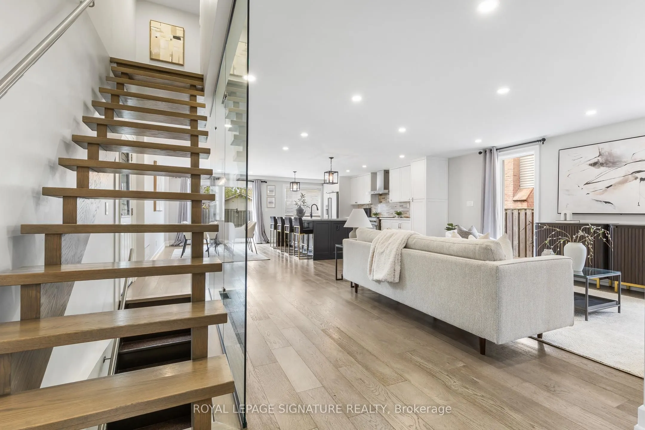 3035 Saracen Court