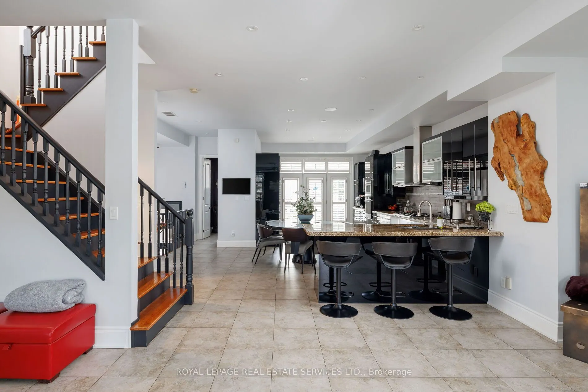 120 Bronte Road #7