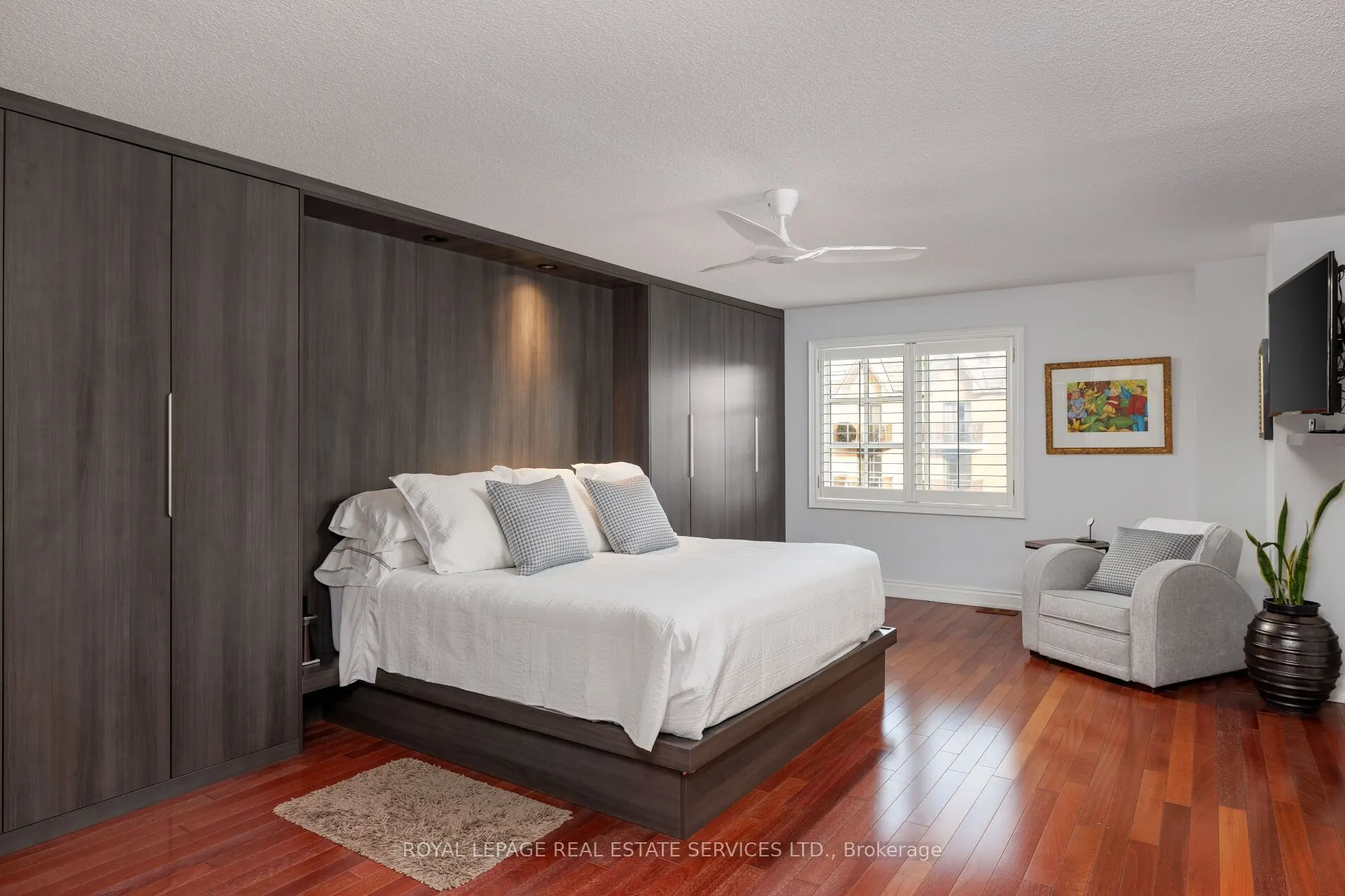 120 Bronte Road #7